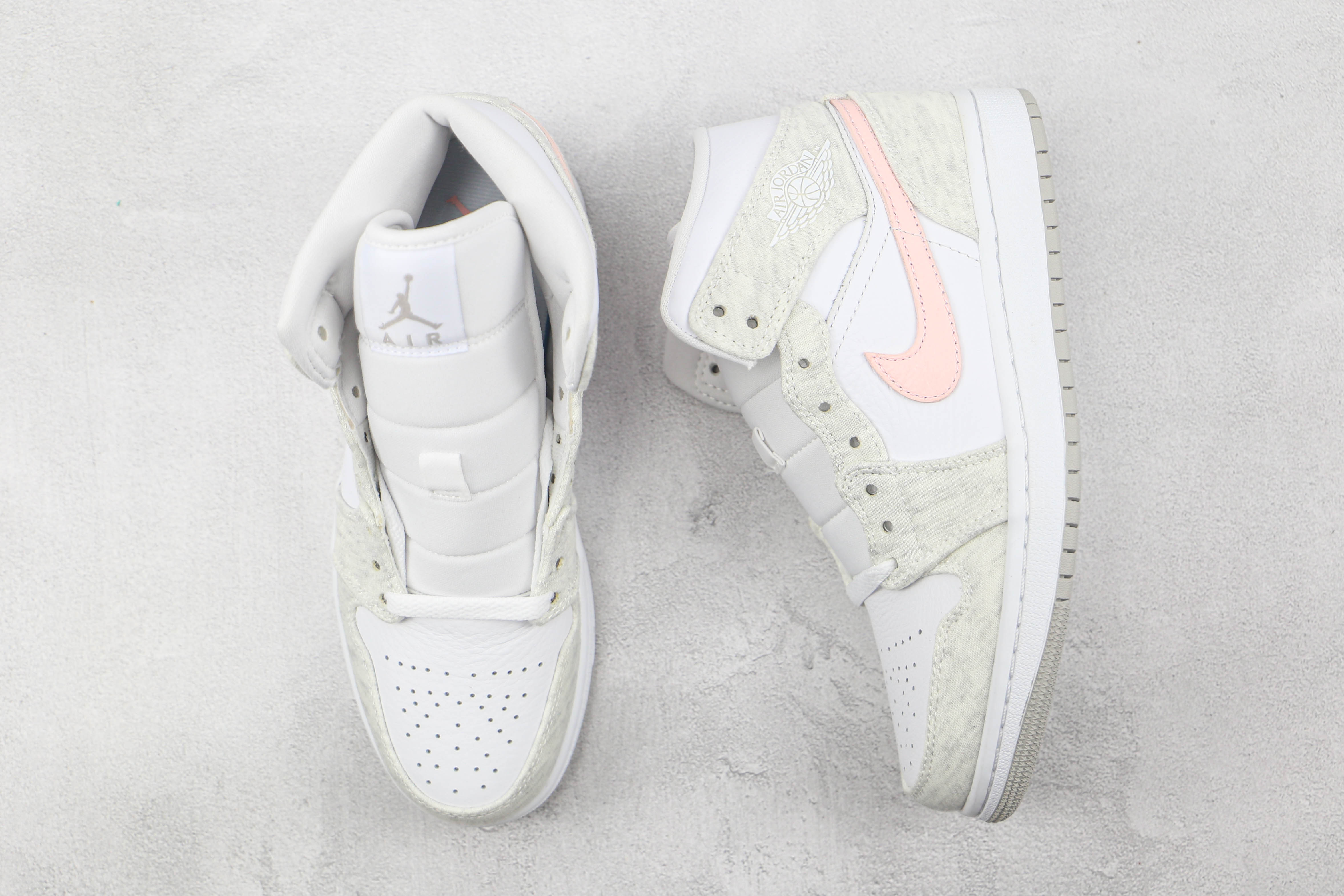 Air Jordan 1 White Ash Powder