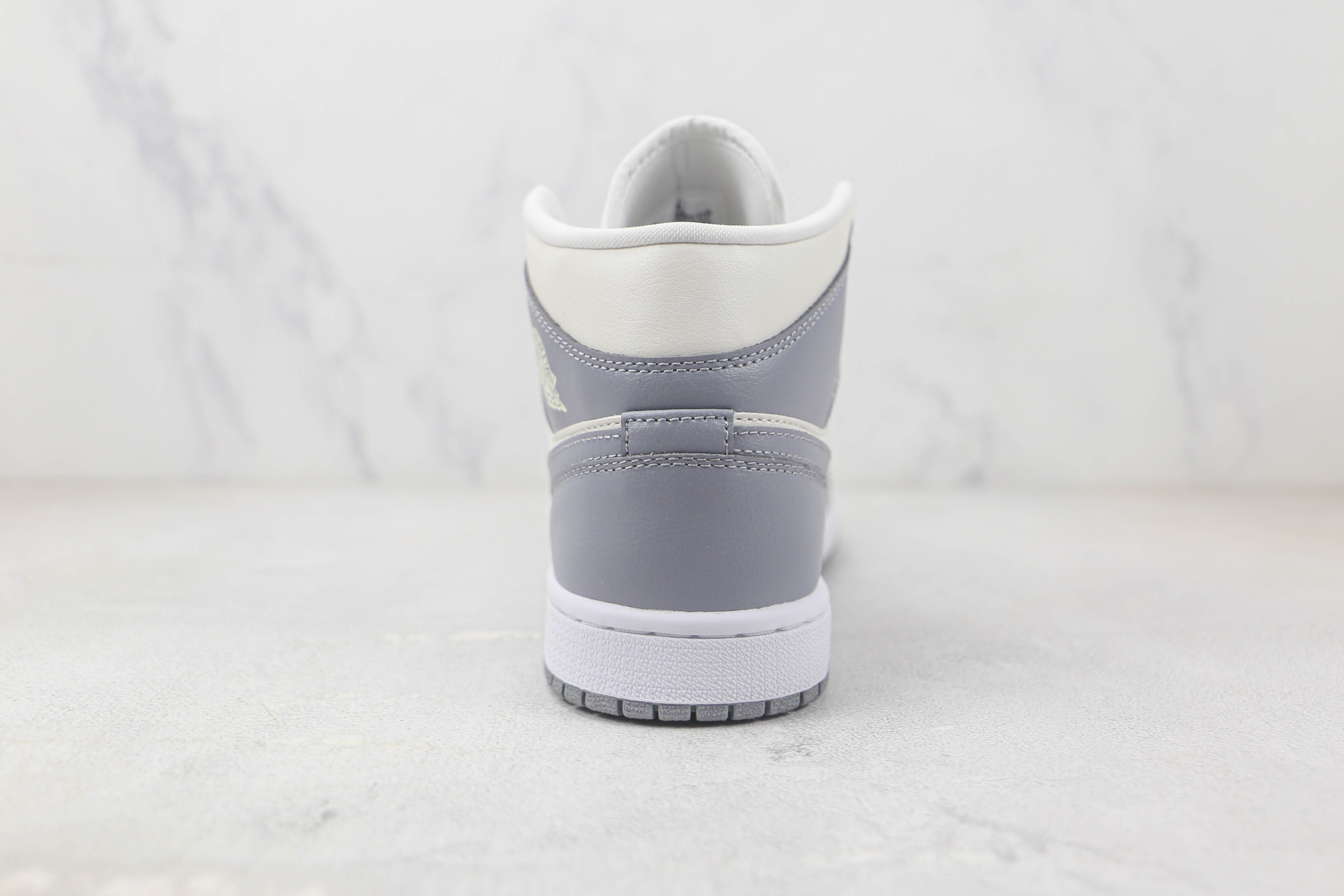 Air Jordan 1 White Soot