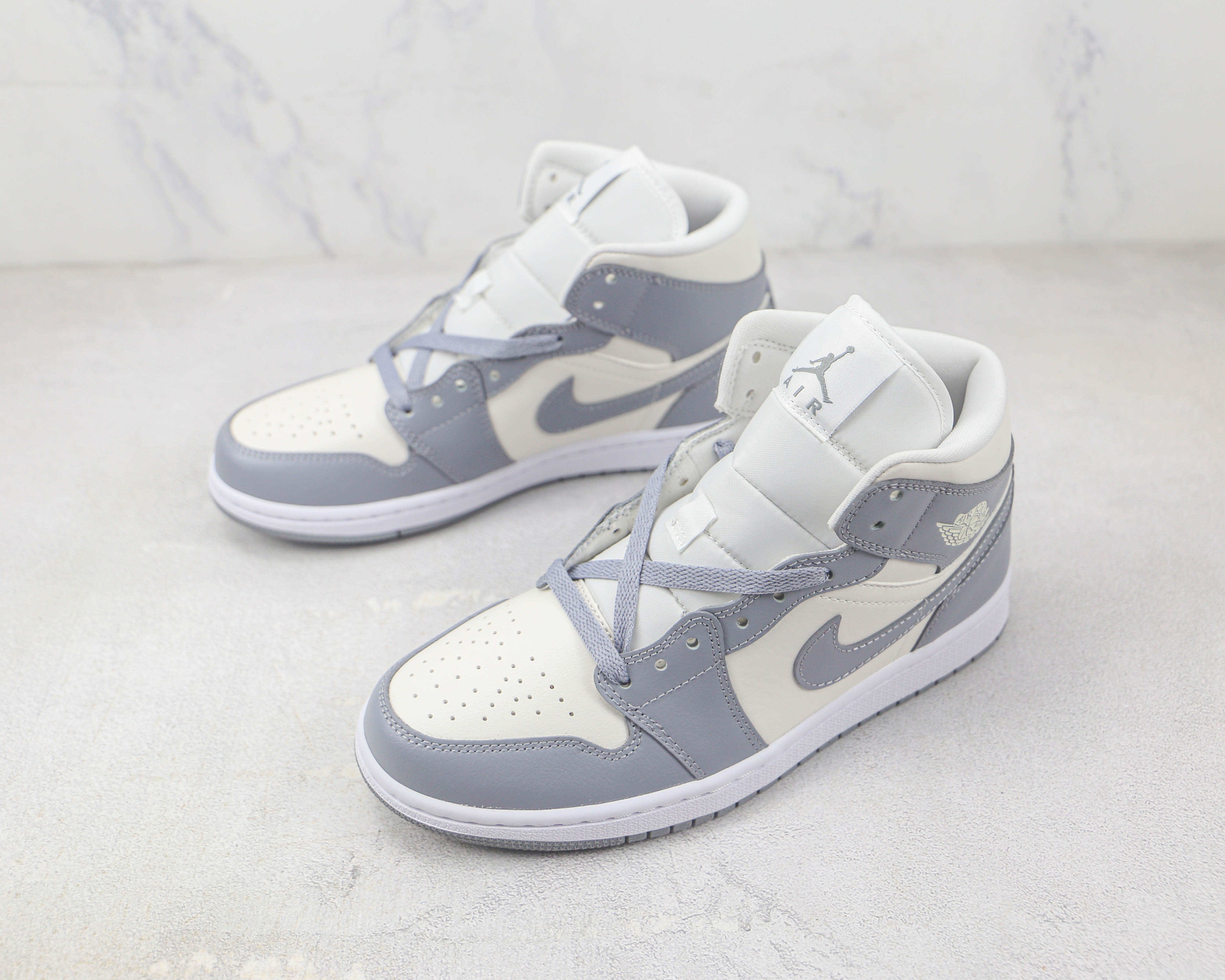 Air Jordan 1 White Soot