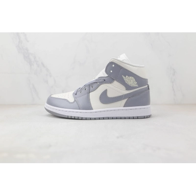 Air Jordan 1 White Soot 01