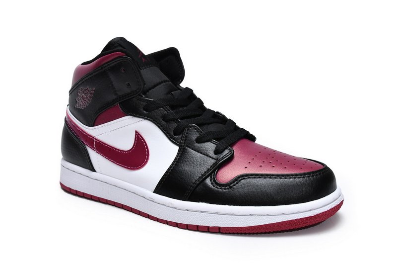Air Jordan 1 Mid Bred Toe