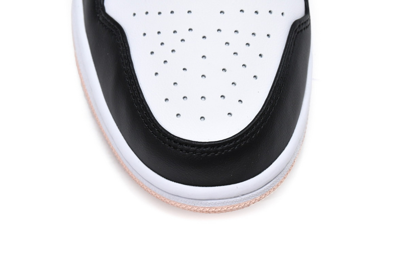 Air Jordan 1 Mid Crimson Tint