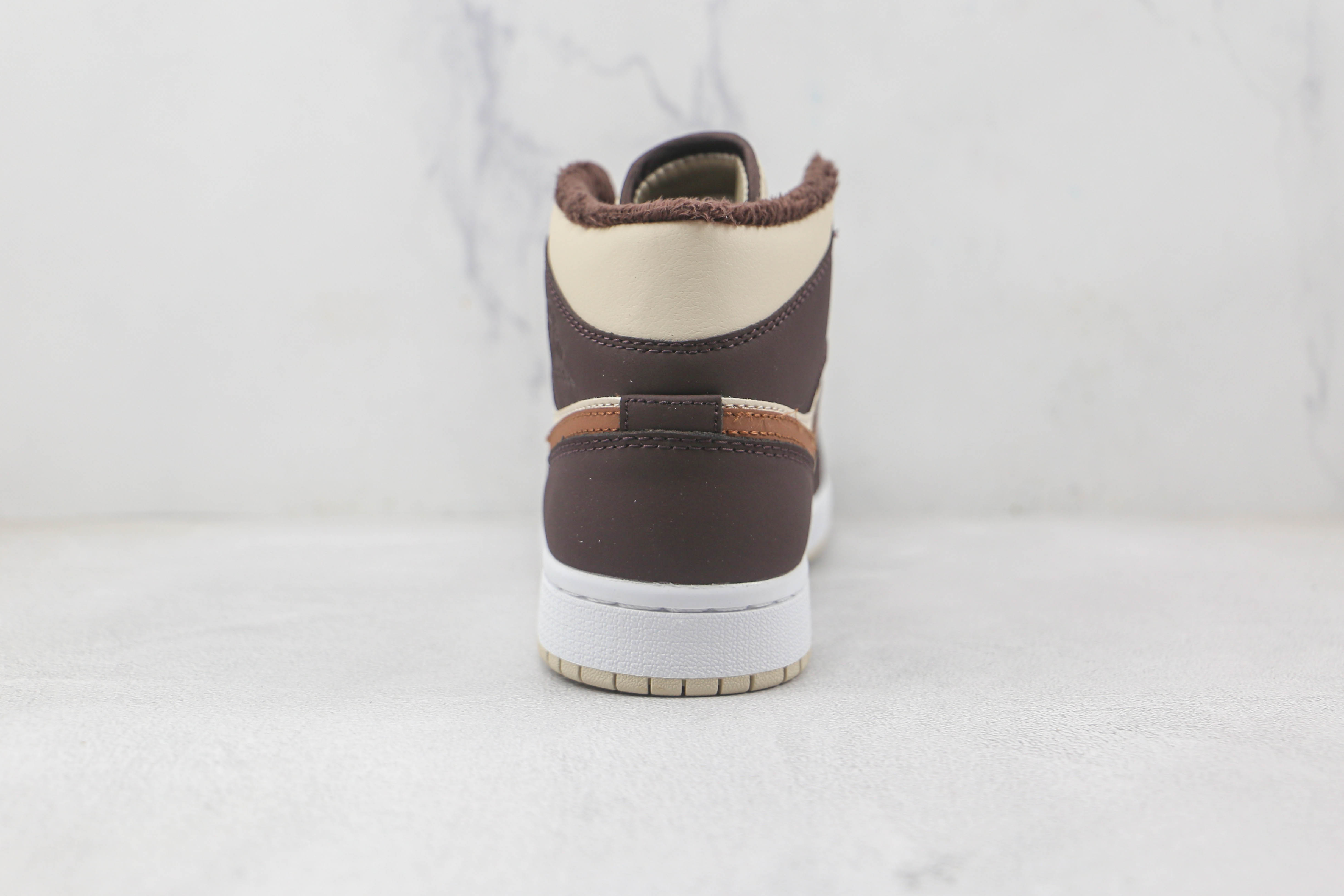 Air Jordan 1 Brown
