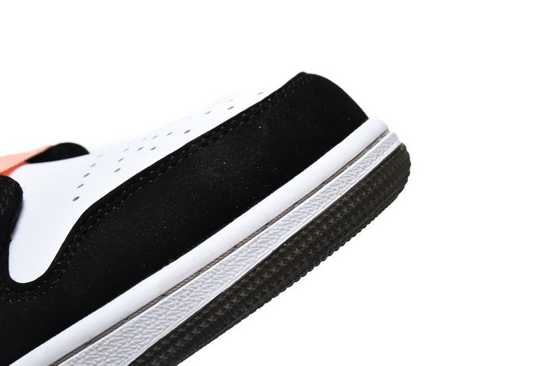 Air Jordan 1 Mid SE Peach Mocha