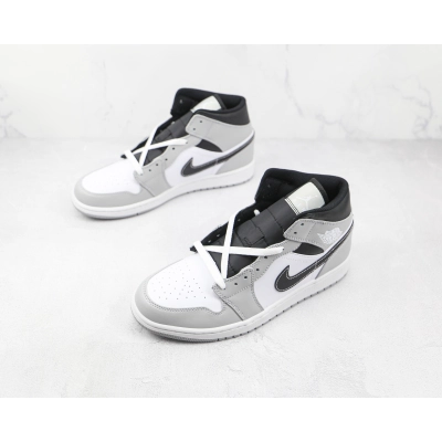Air Jordan 1 Mid Light Smoke Grey 02