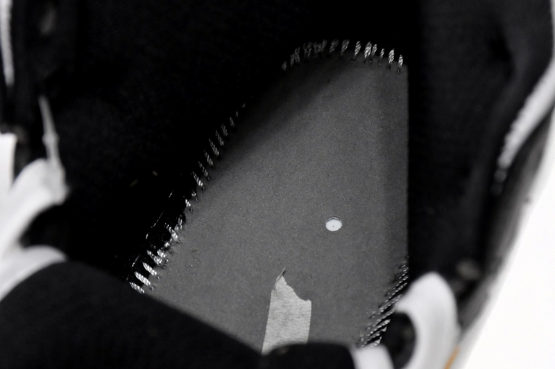 Air Jordan 1 Mid Huang Cai Gou