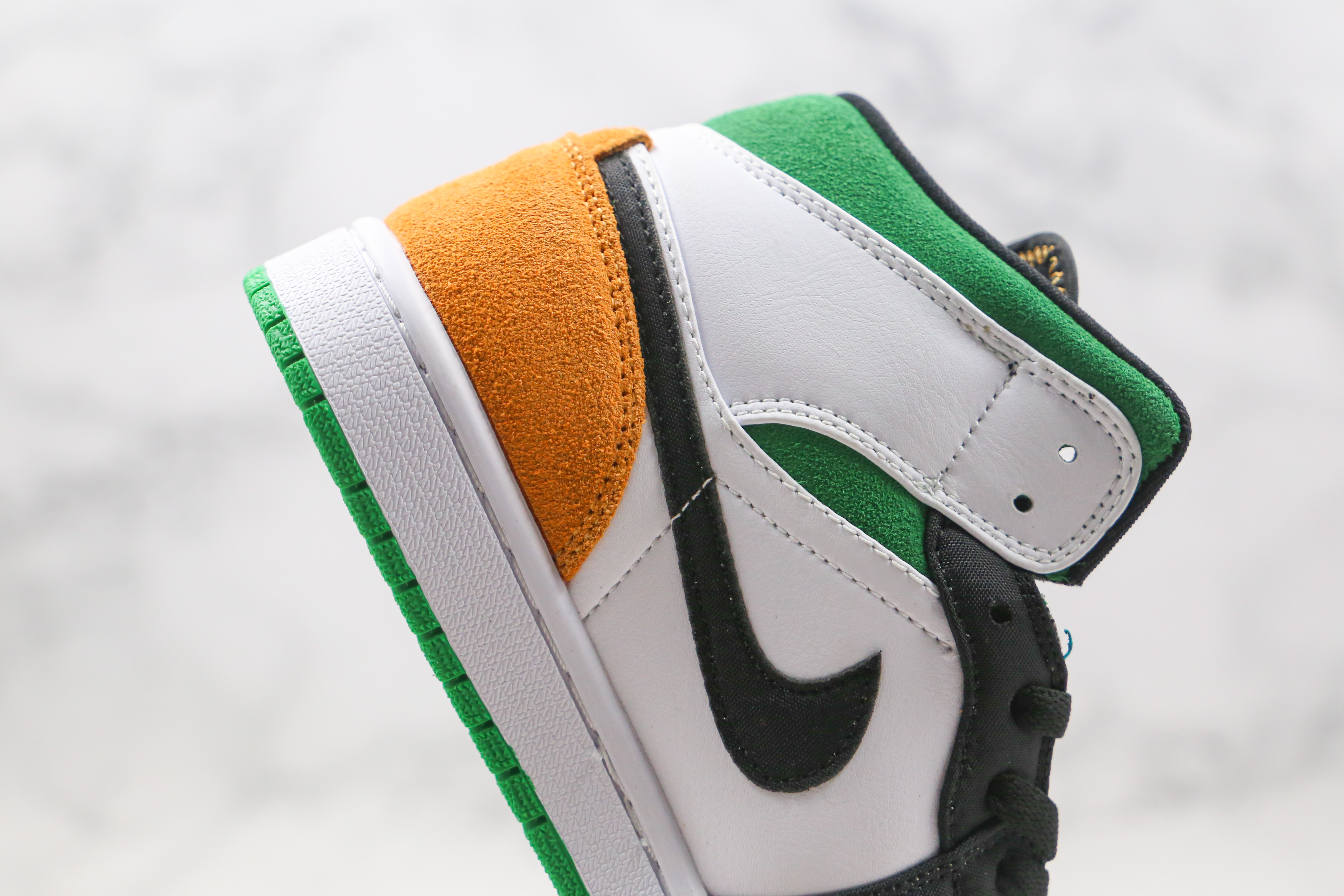 Air Jordan 1 White, orange and Green