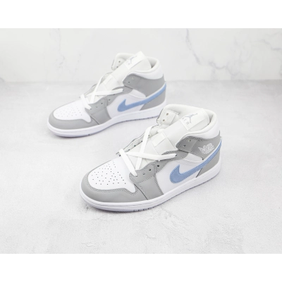Air Jordan 1 Mid Wolf Grey Aluminum 02