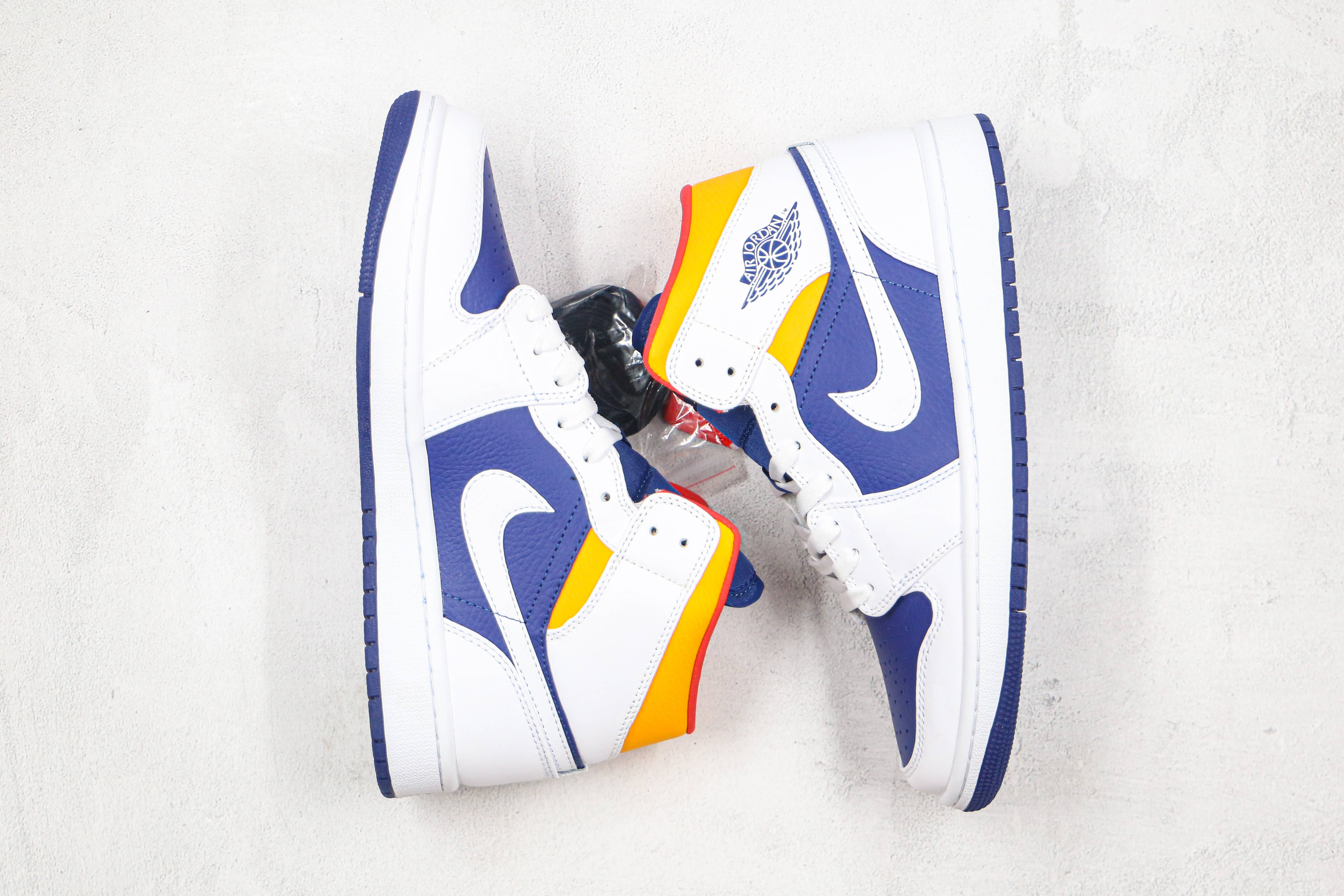 Air Jordan 1 Mid White Deep Royal Blue