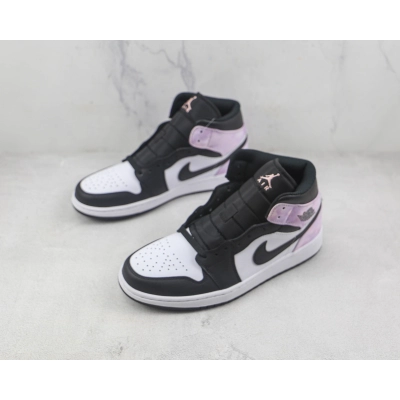 Air Jordan 1 Black White Purple 02