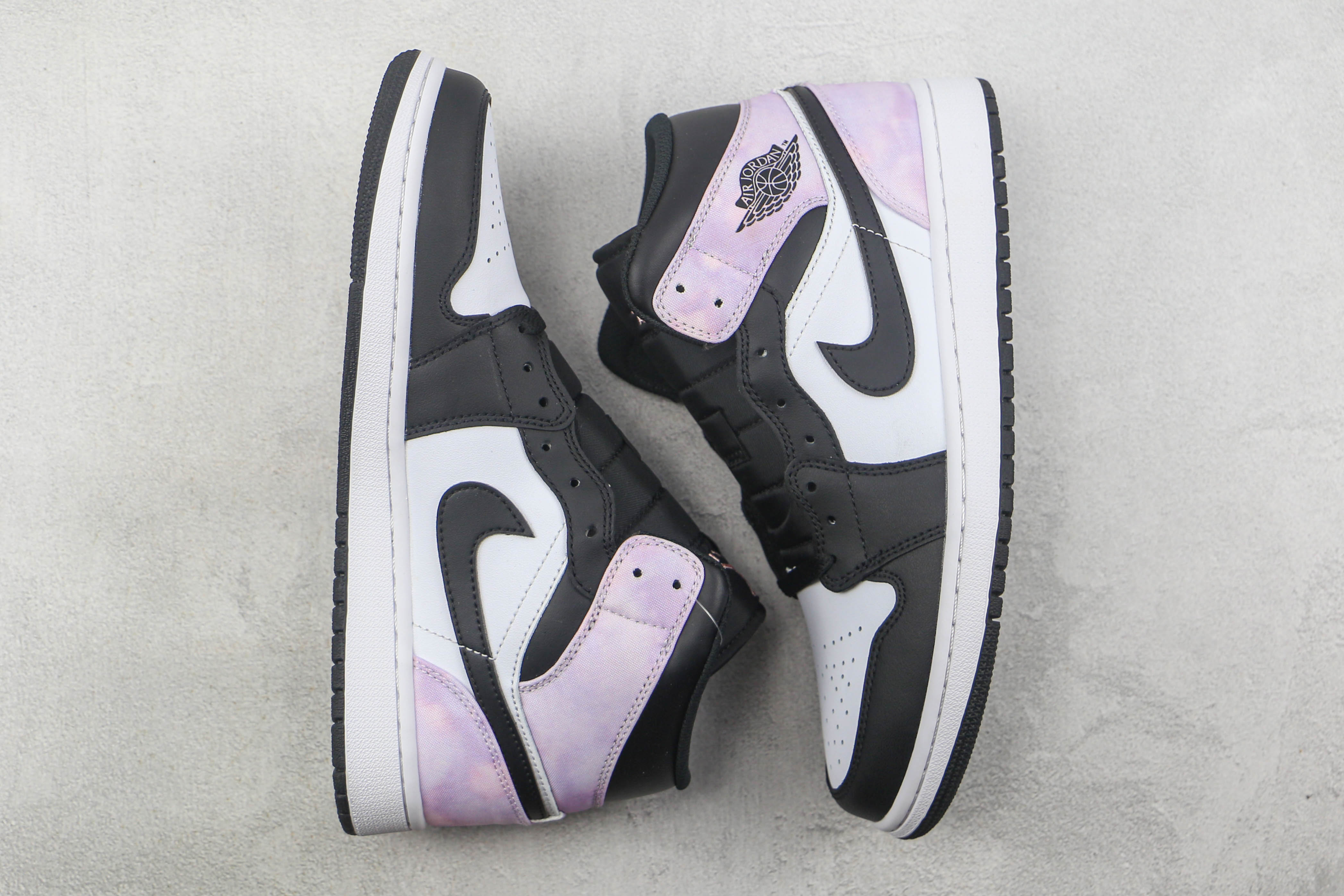 Air Jordan 1 Black White Purple