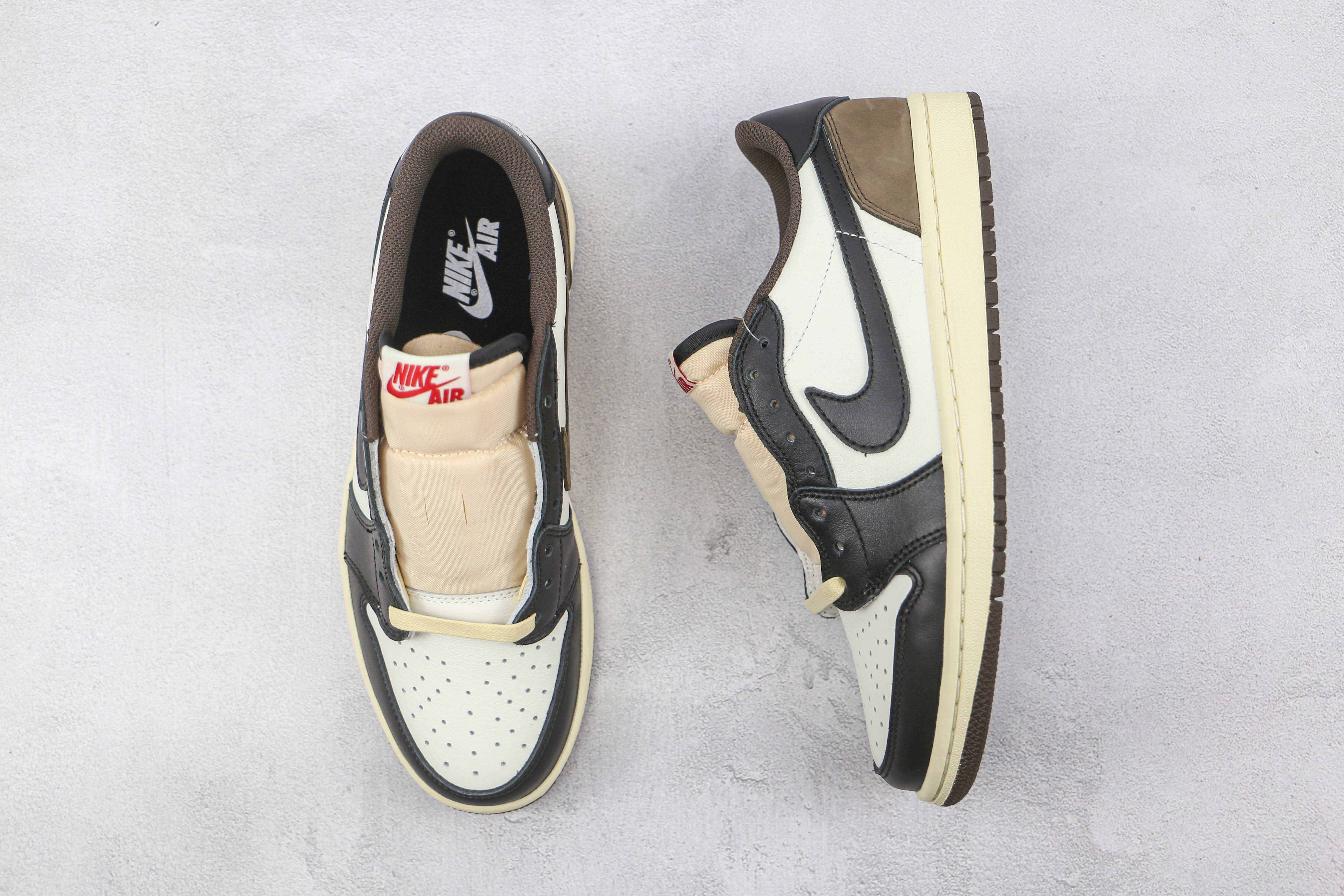 Travis Scott x Air Jordan 1 Low Dark Mocha