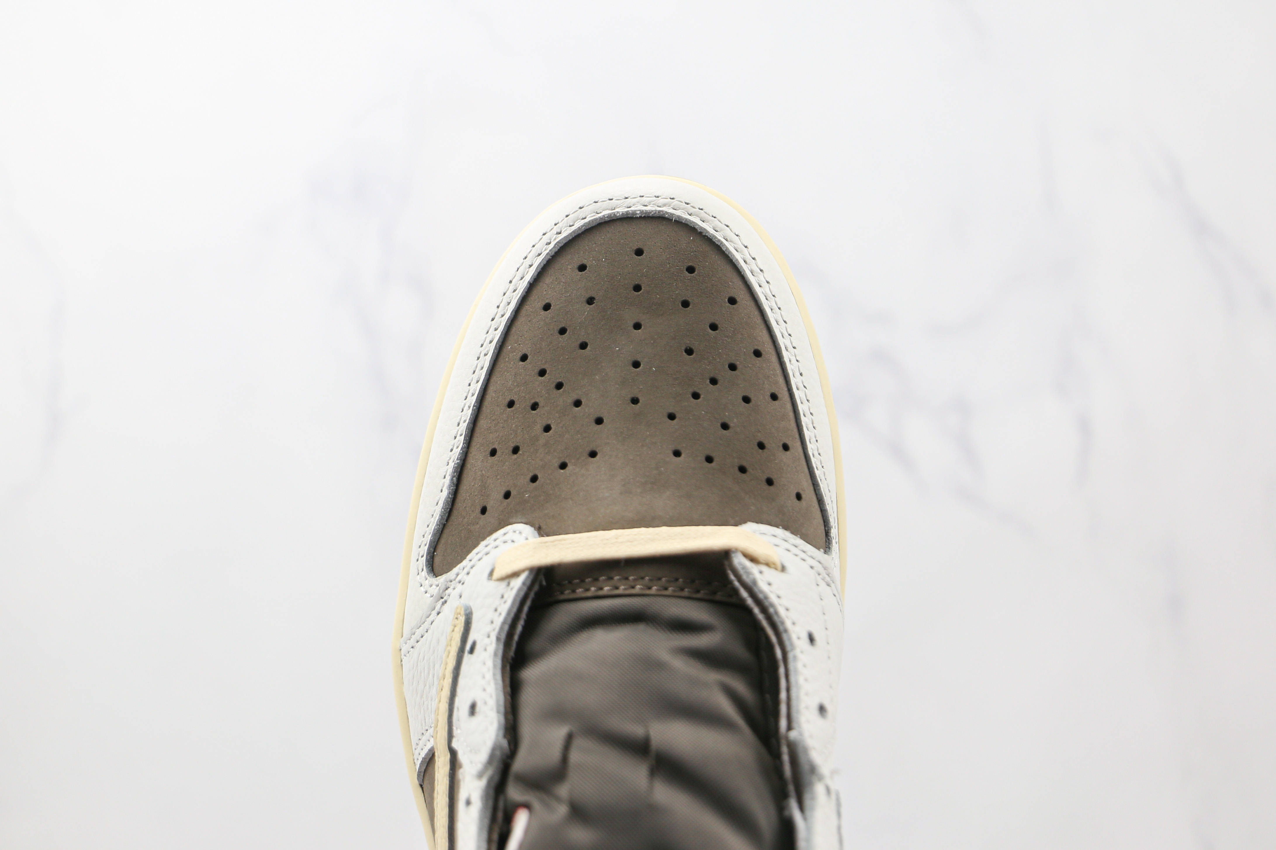 Travis Scott x Air Jordan 1 Low Reverse Mocha