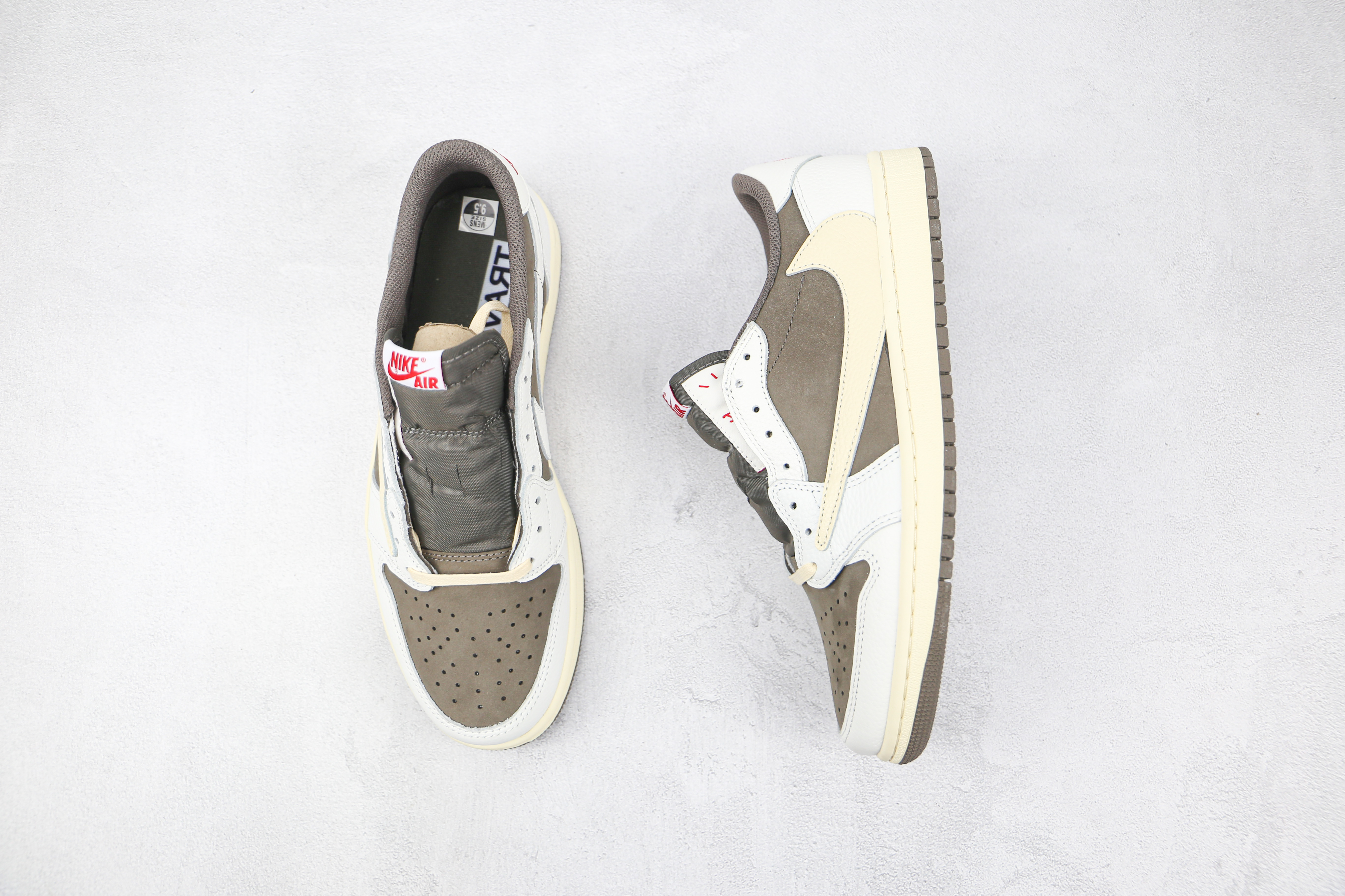 Travis Scott x Air Jordan 1 Low Reverse Mocha