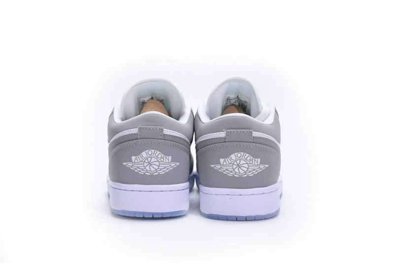 Air Jordan 1 Low Wolf Grey