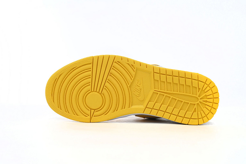 Air Jordan 1 Low “University Gold” AJ1