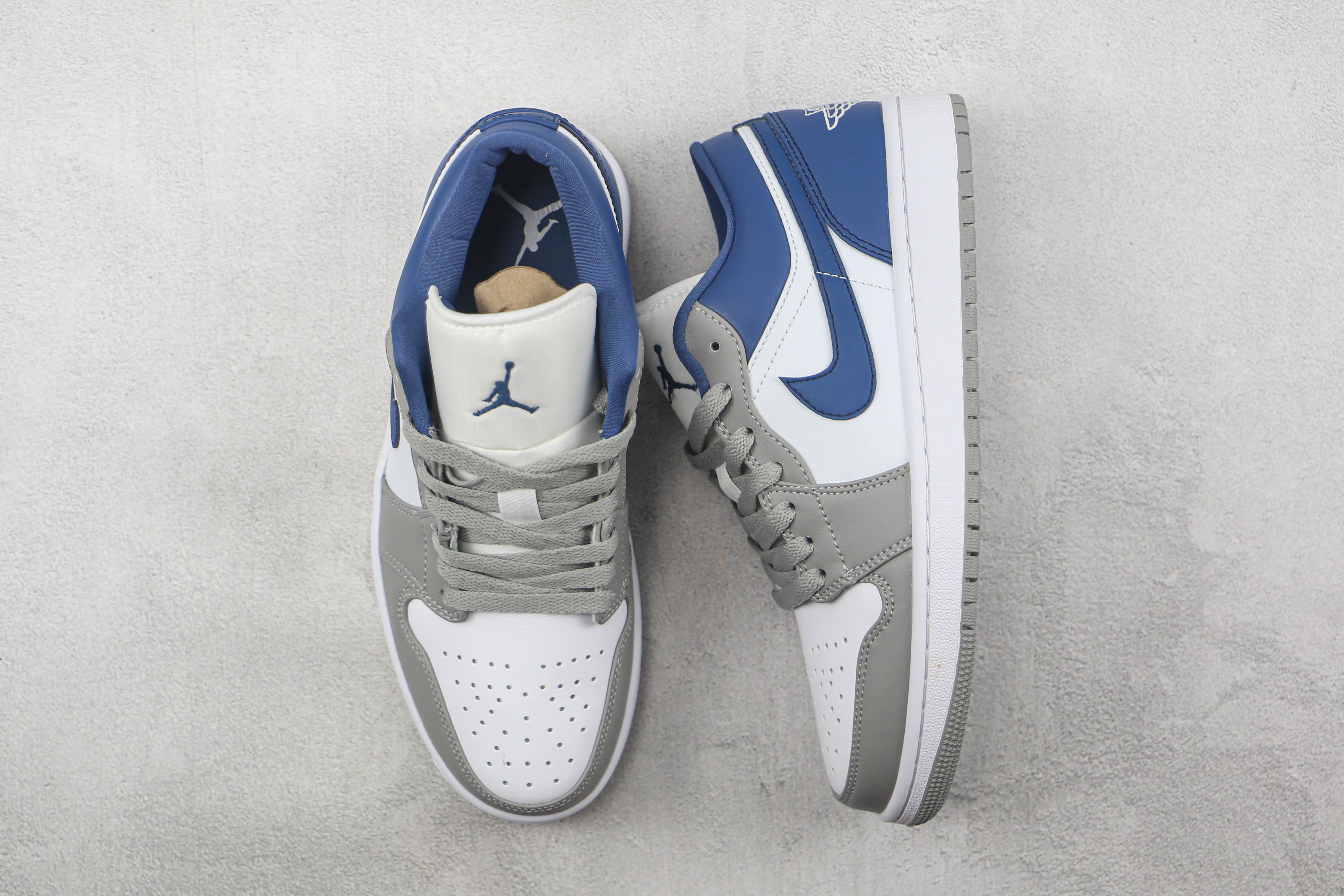 Air Jordan 1 Low Gray Blue