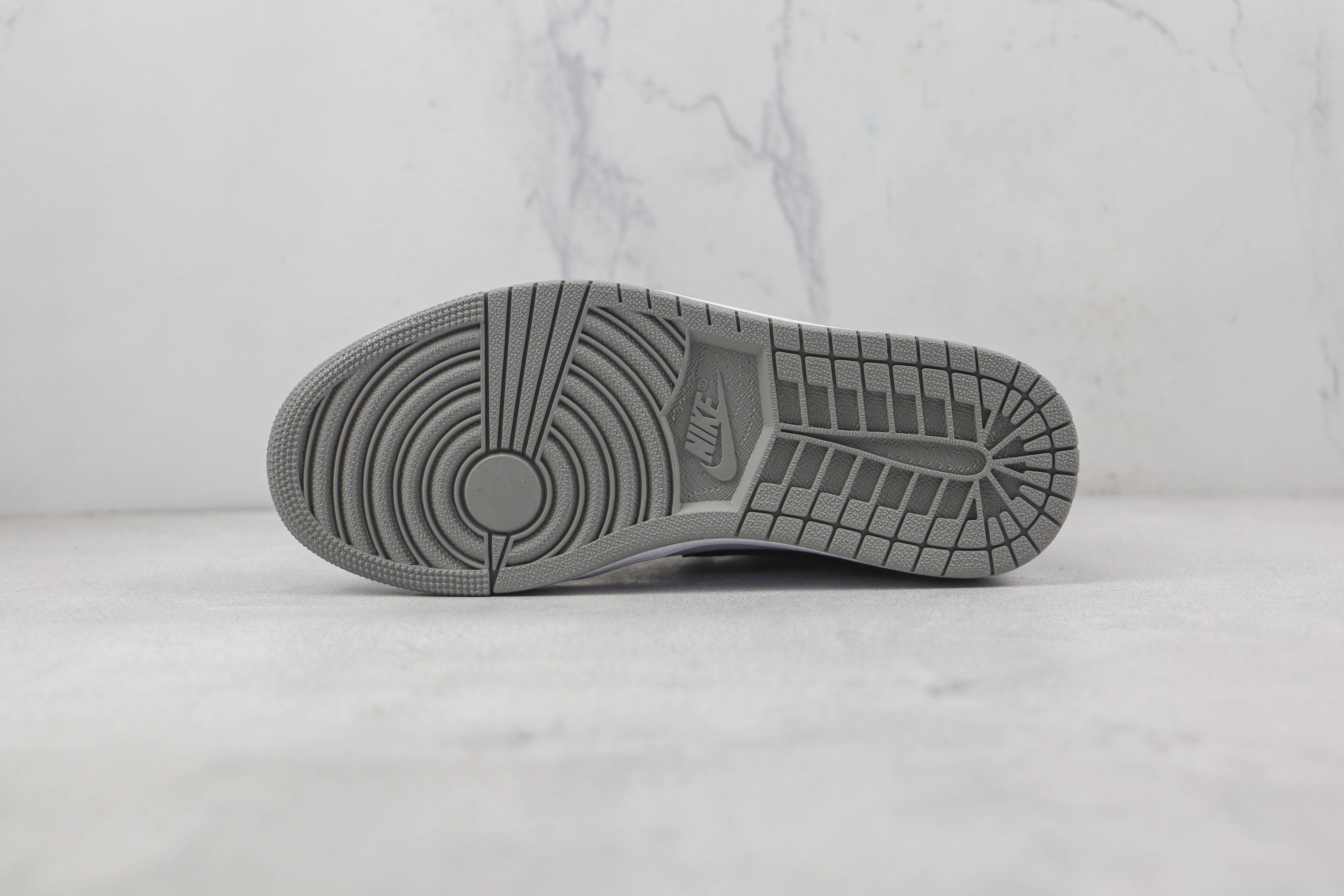 Air Jordan 1 Low Gray Blue