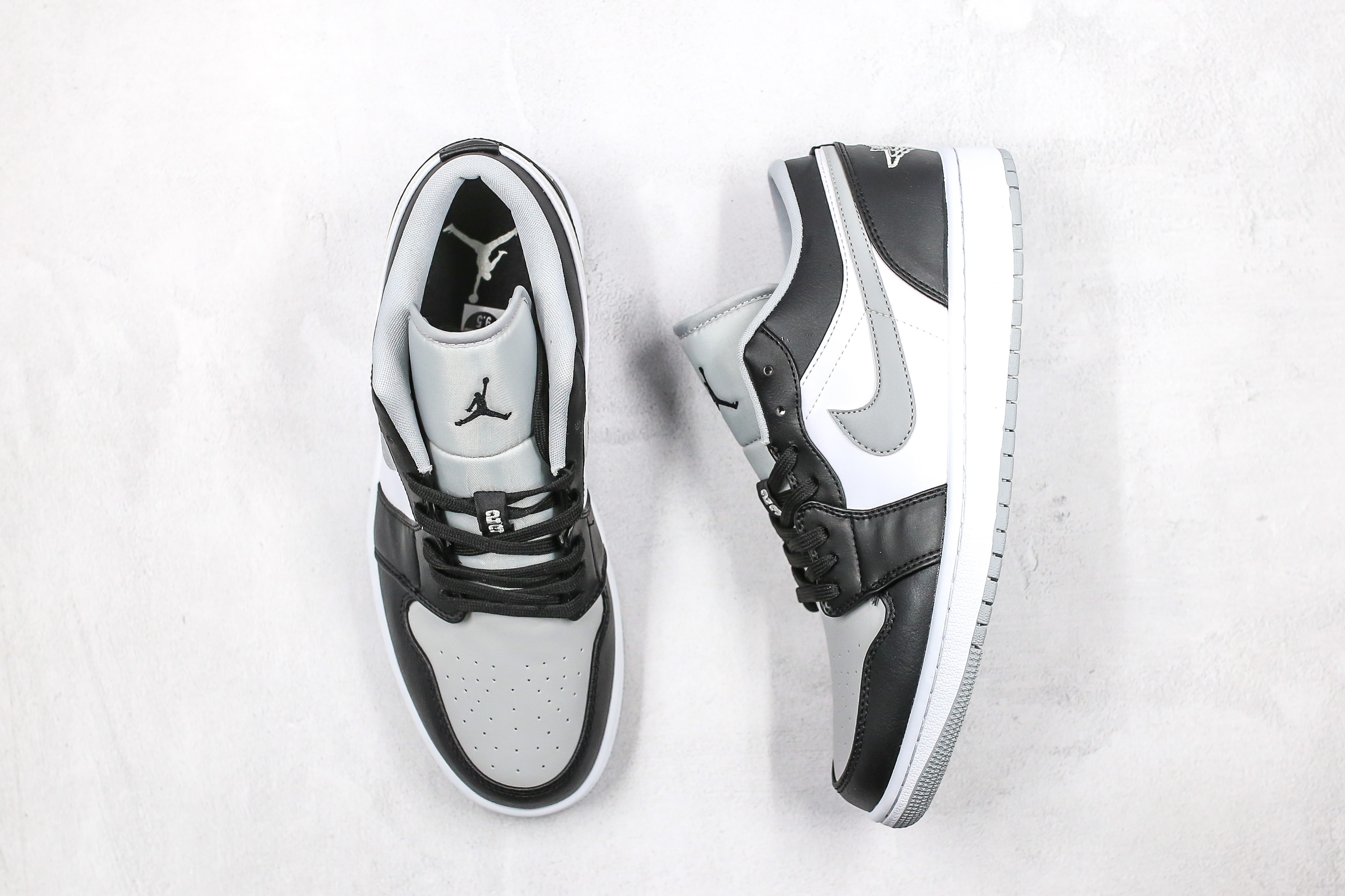 Air Jordan 1 Low Light Smoke Grey