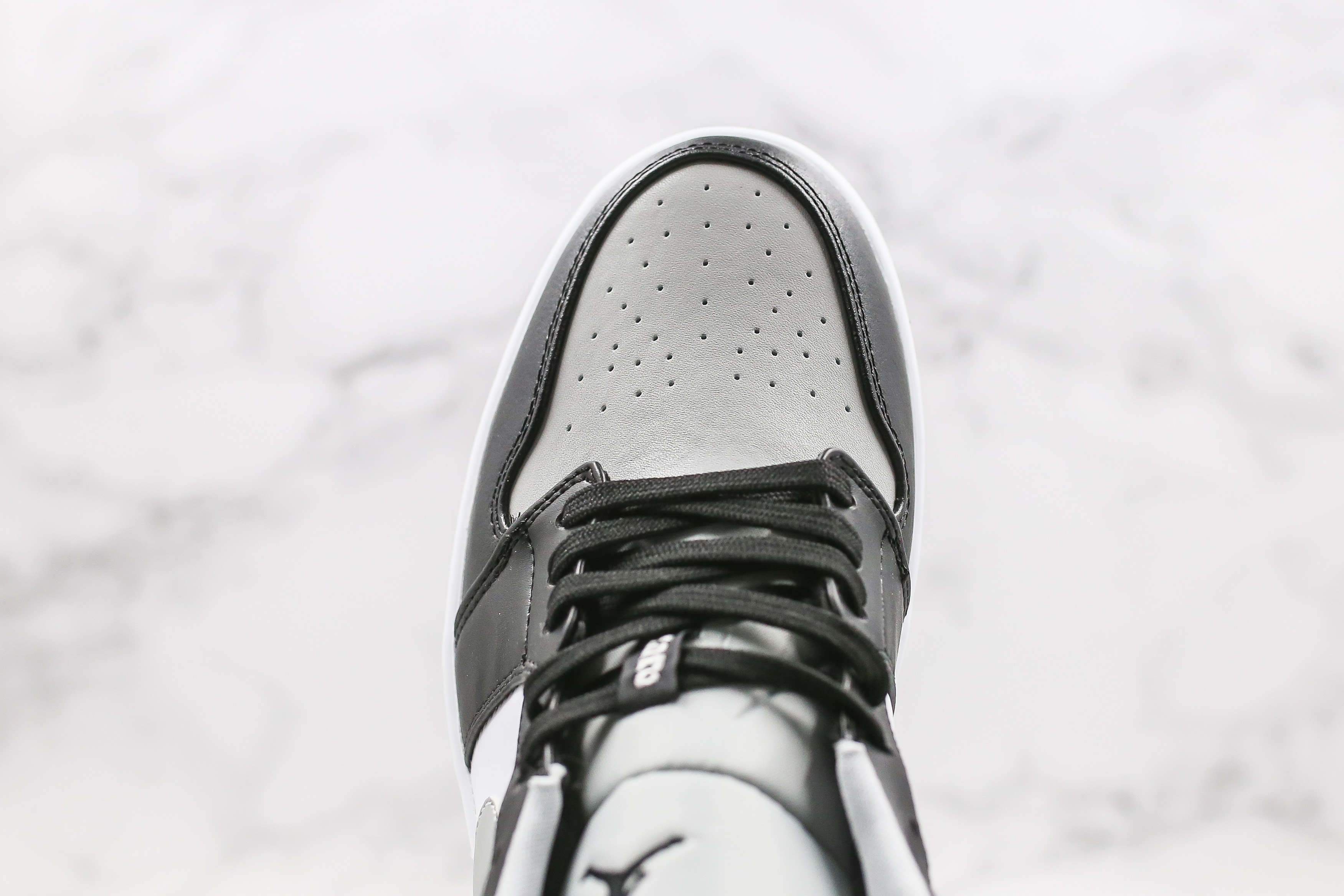 Air Jordan 1 Low Light Smoke Grey