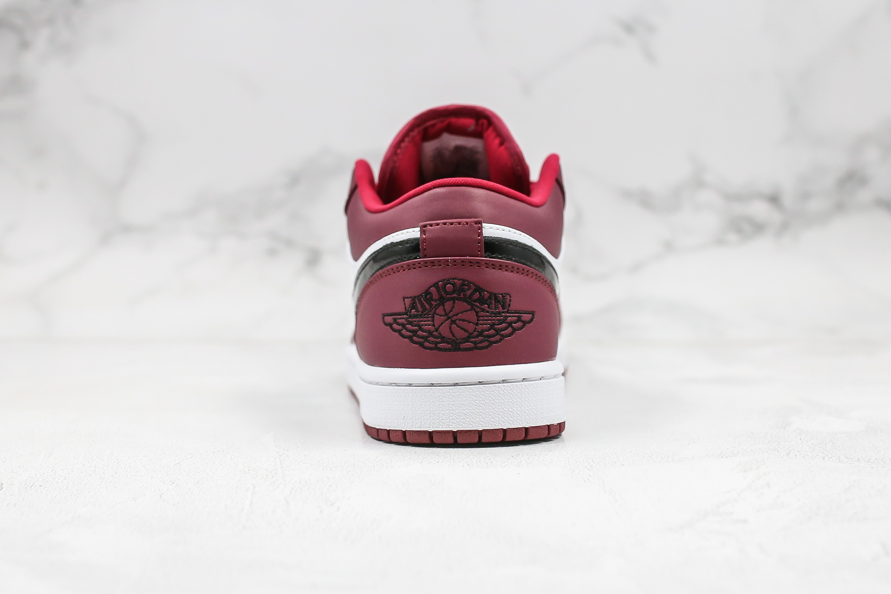 Air Jordan 1 Low Noble Red