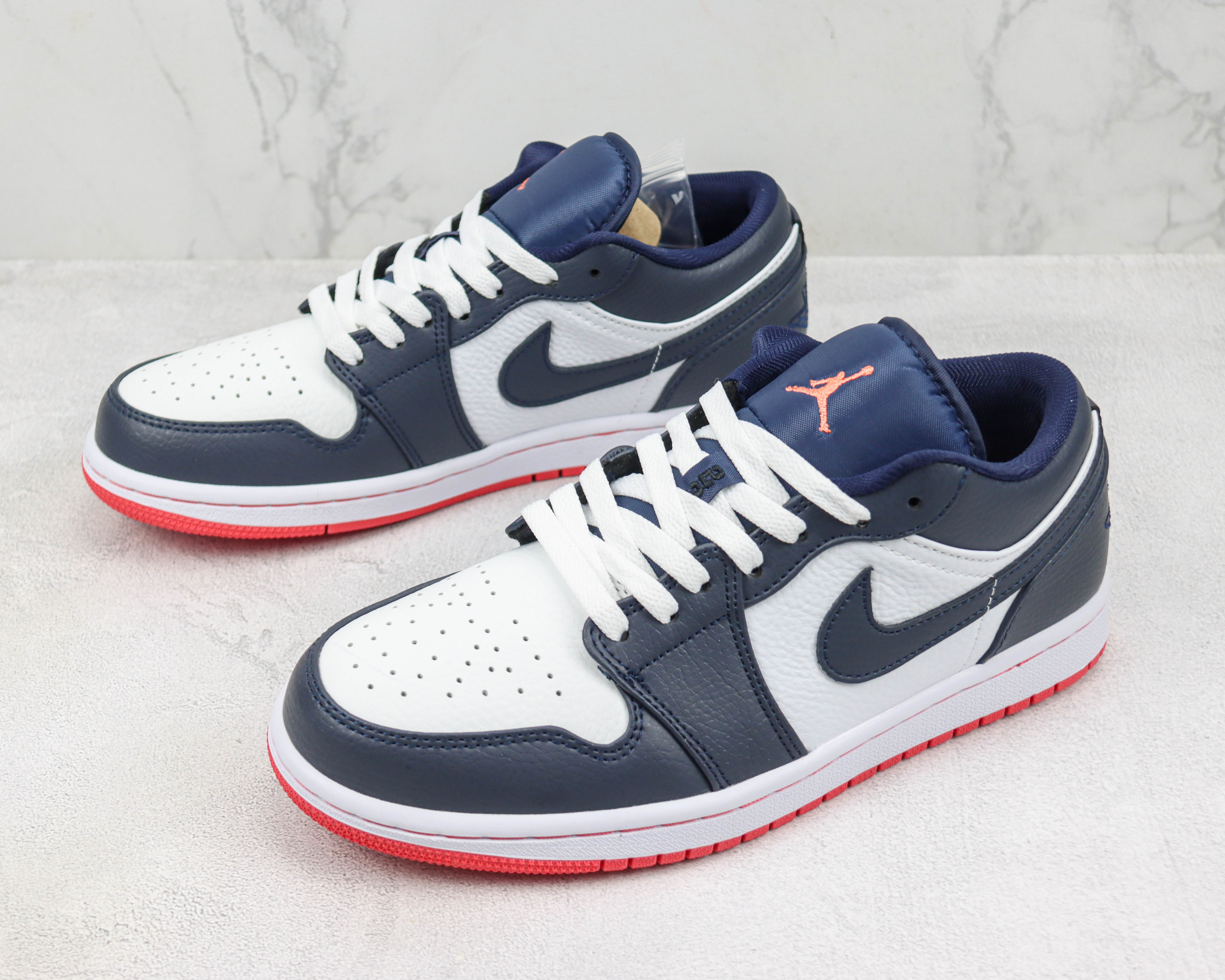 Air Jordan 1 Low Obsidian Ember Glow