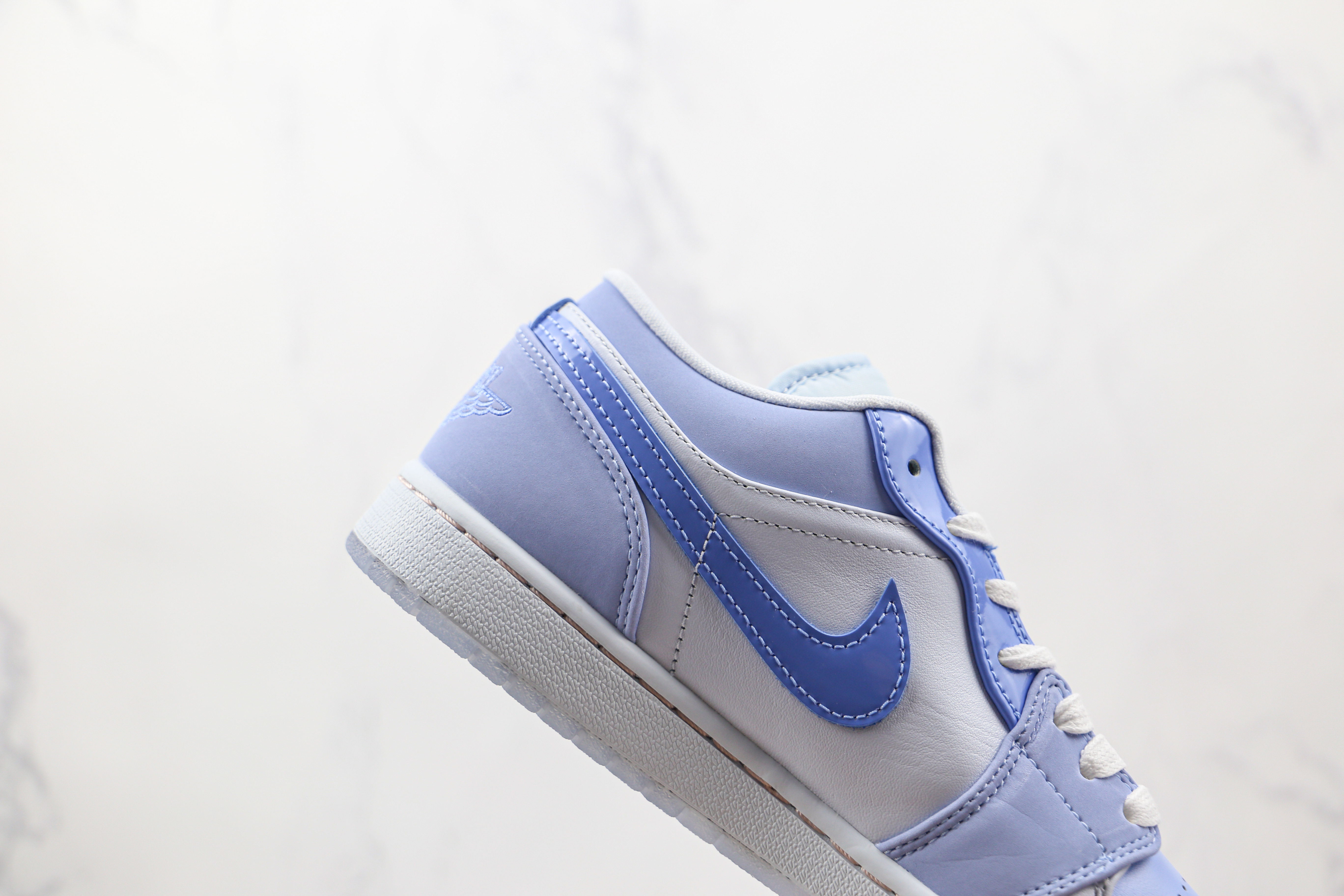 Air Jordan 1 Low SE Mighty Swooshers