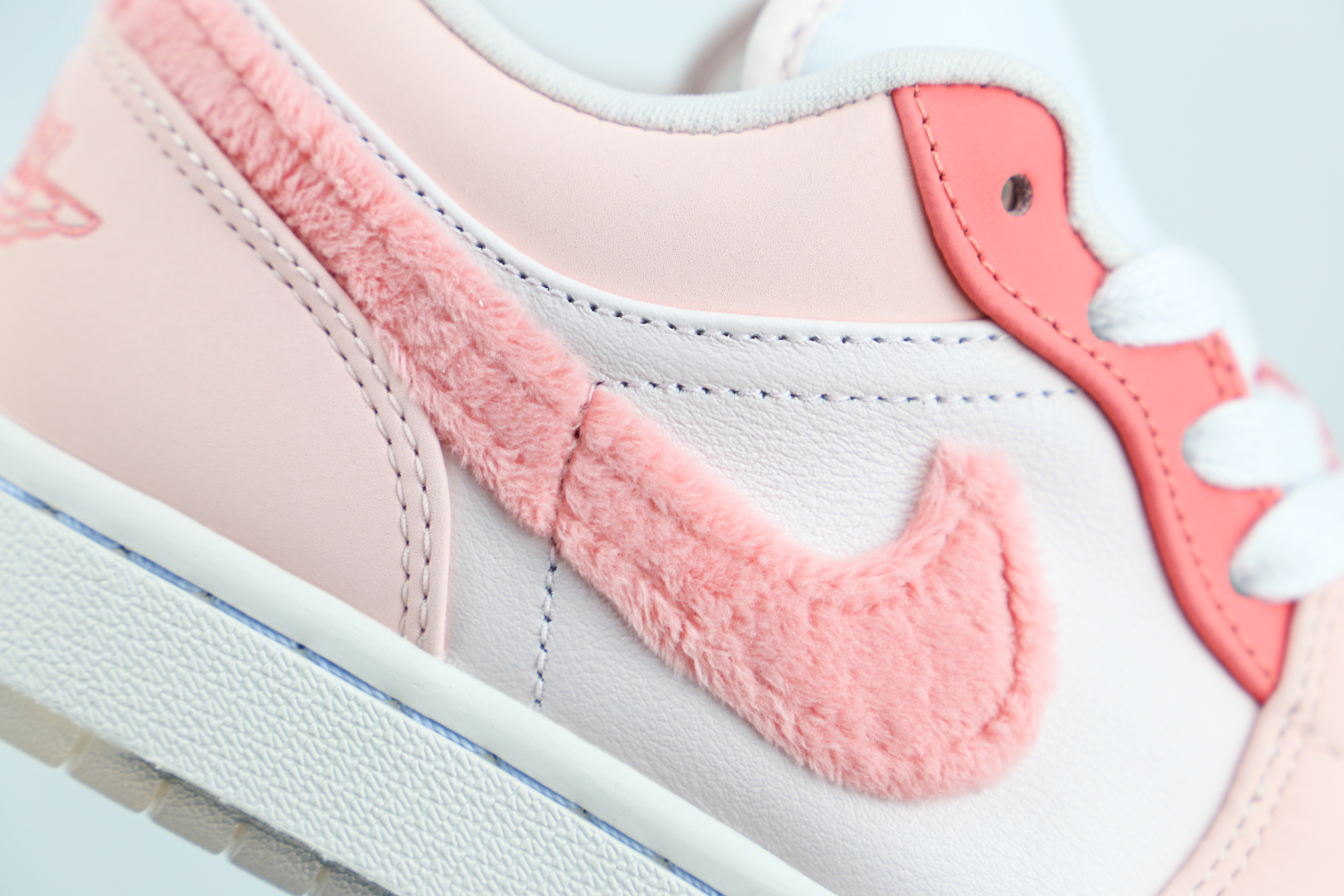 Air Jordan 1 Low SE Mighty Swooshers