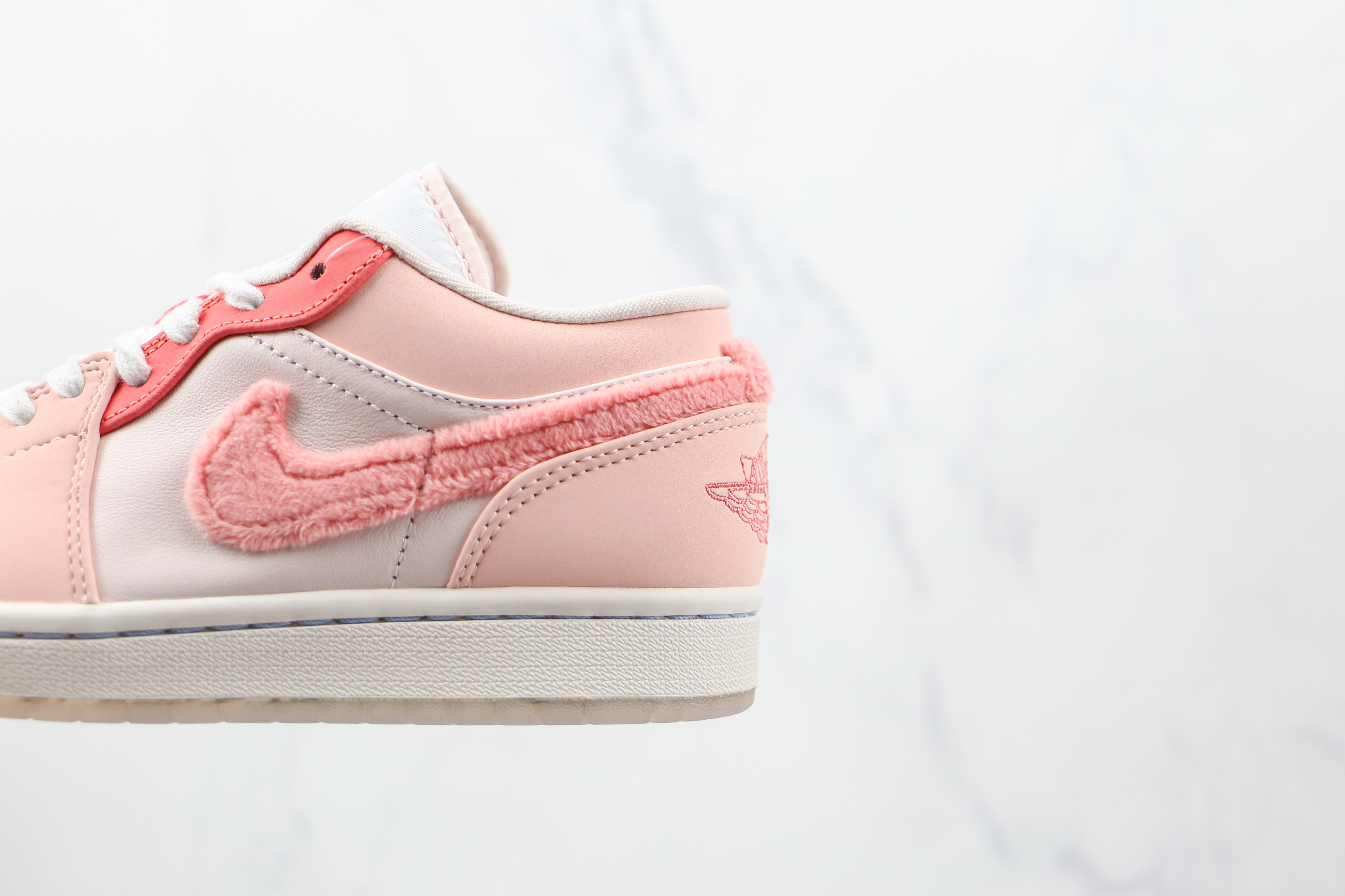 Air Jordan 1 Low SE Mighty Swooshers