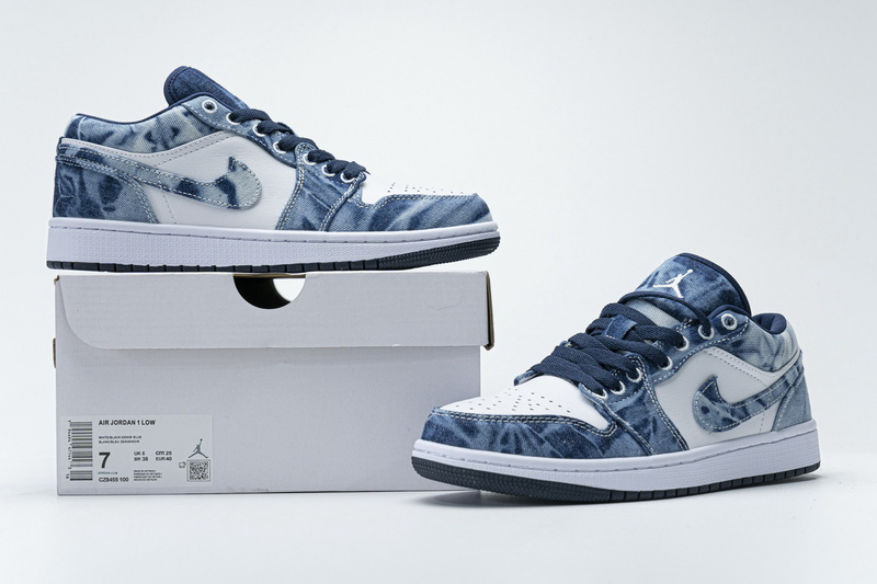 Air Jordan 1 Low SE Washed Denim