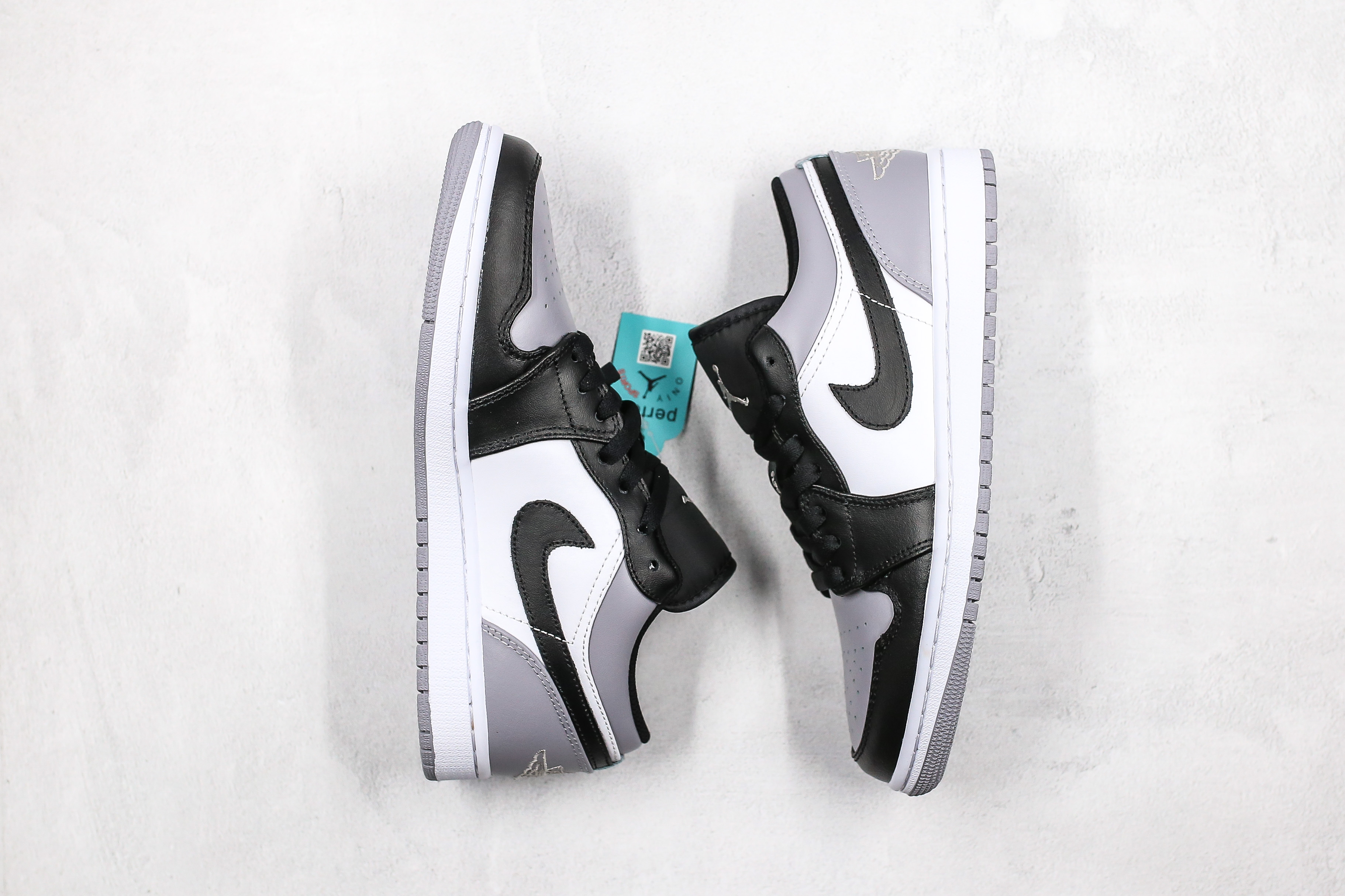 Air Jordan 1 Low Shadow