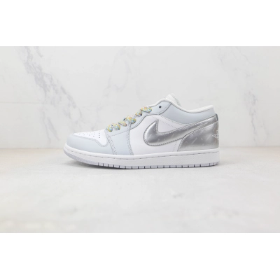 Air Jordan 1 Low Sile 01