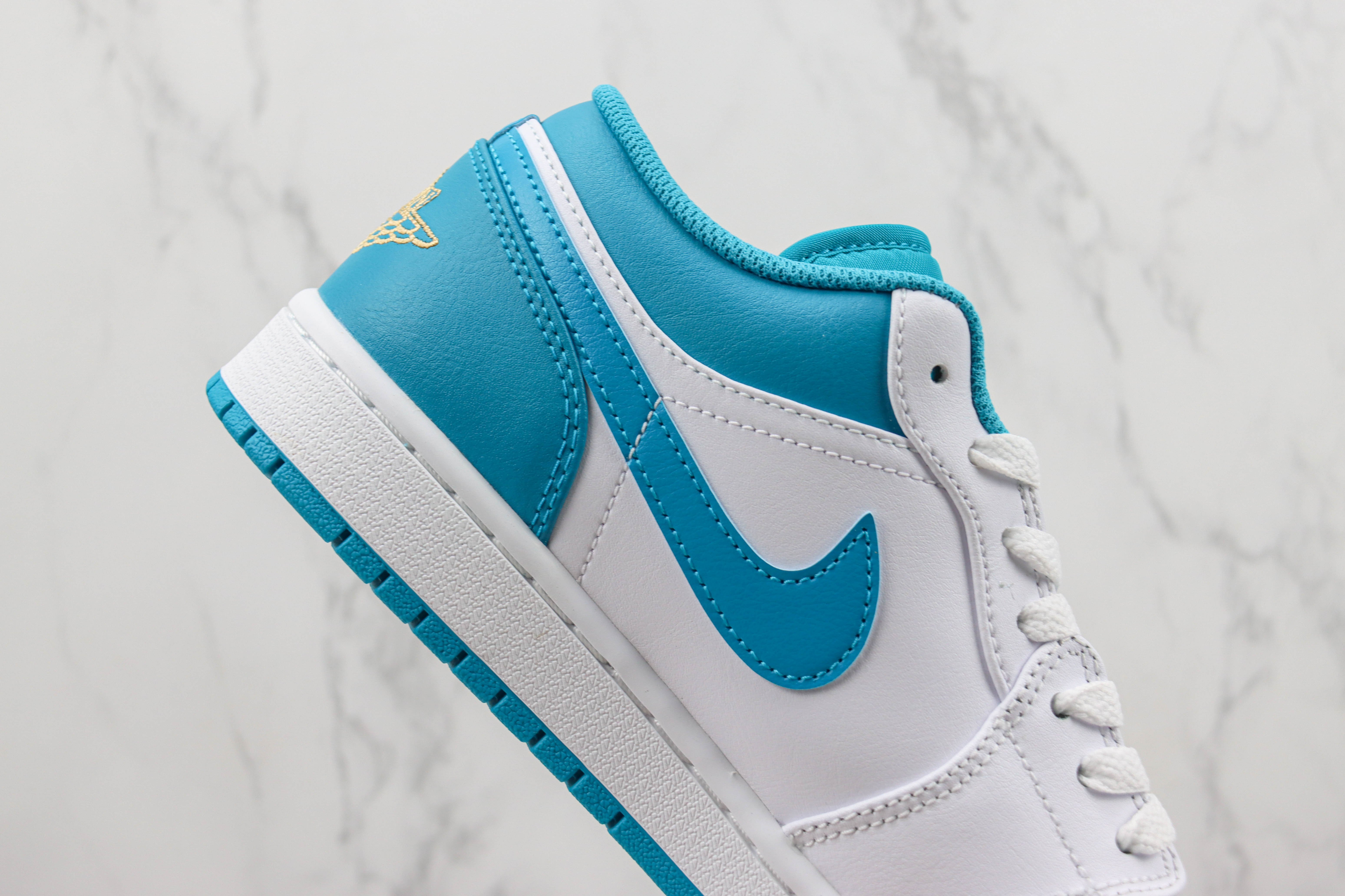 Air Jordan 1 Low Sky Blue