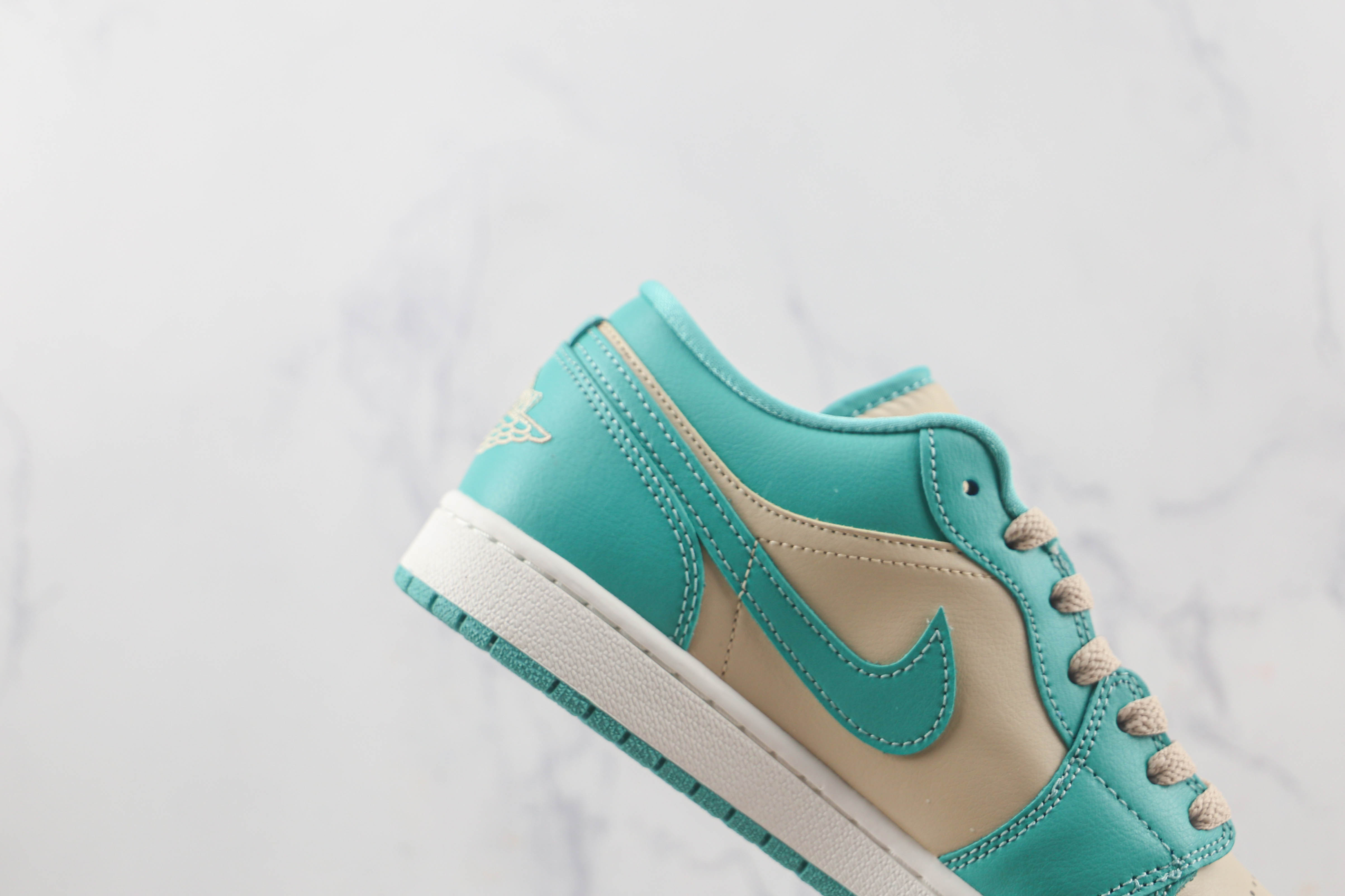 Air Jordan 1 Low Tropical Teal