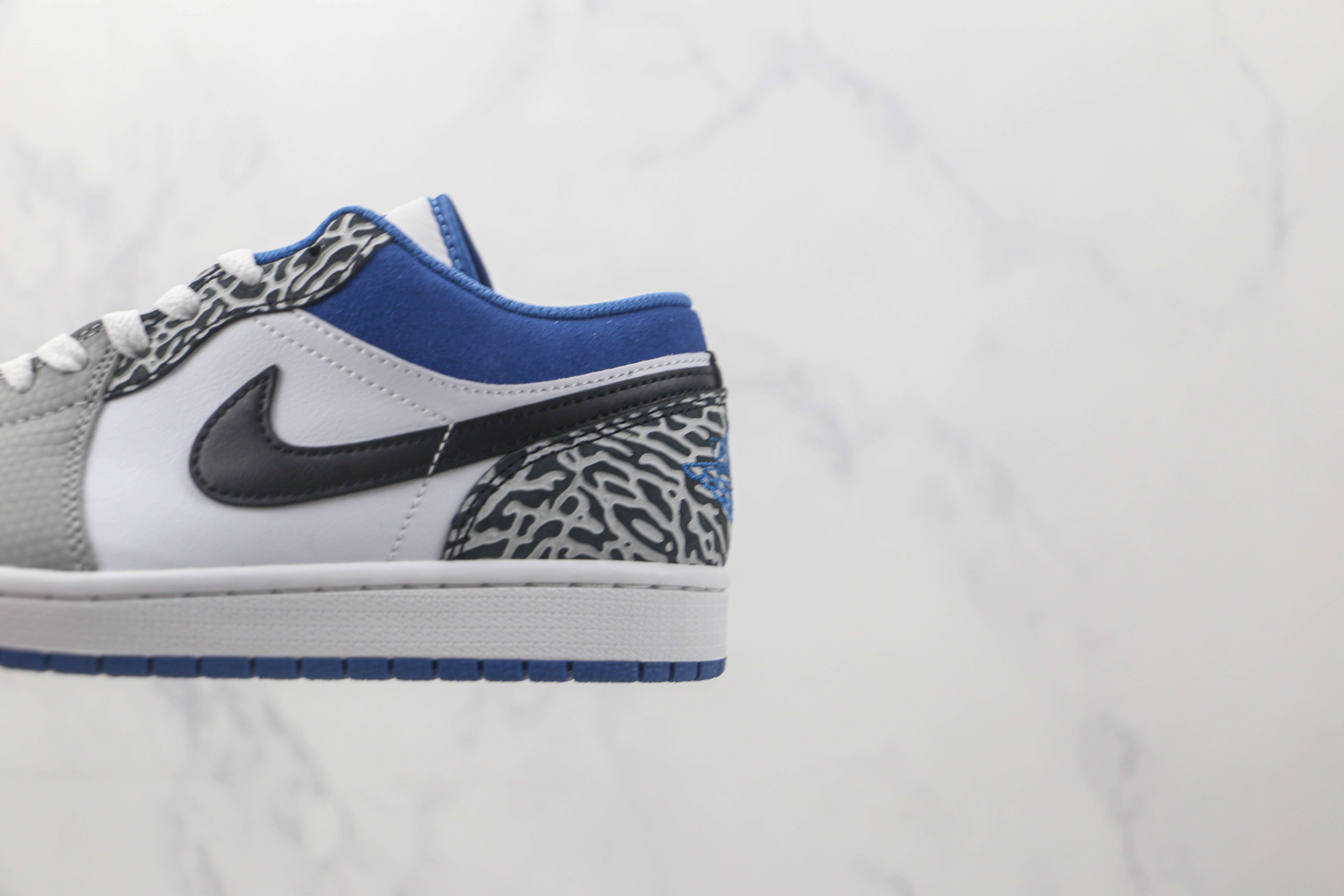 Air Jordan 1 Low True Blue