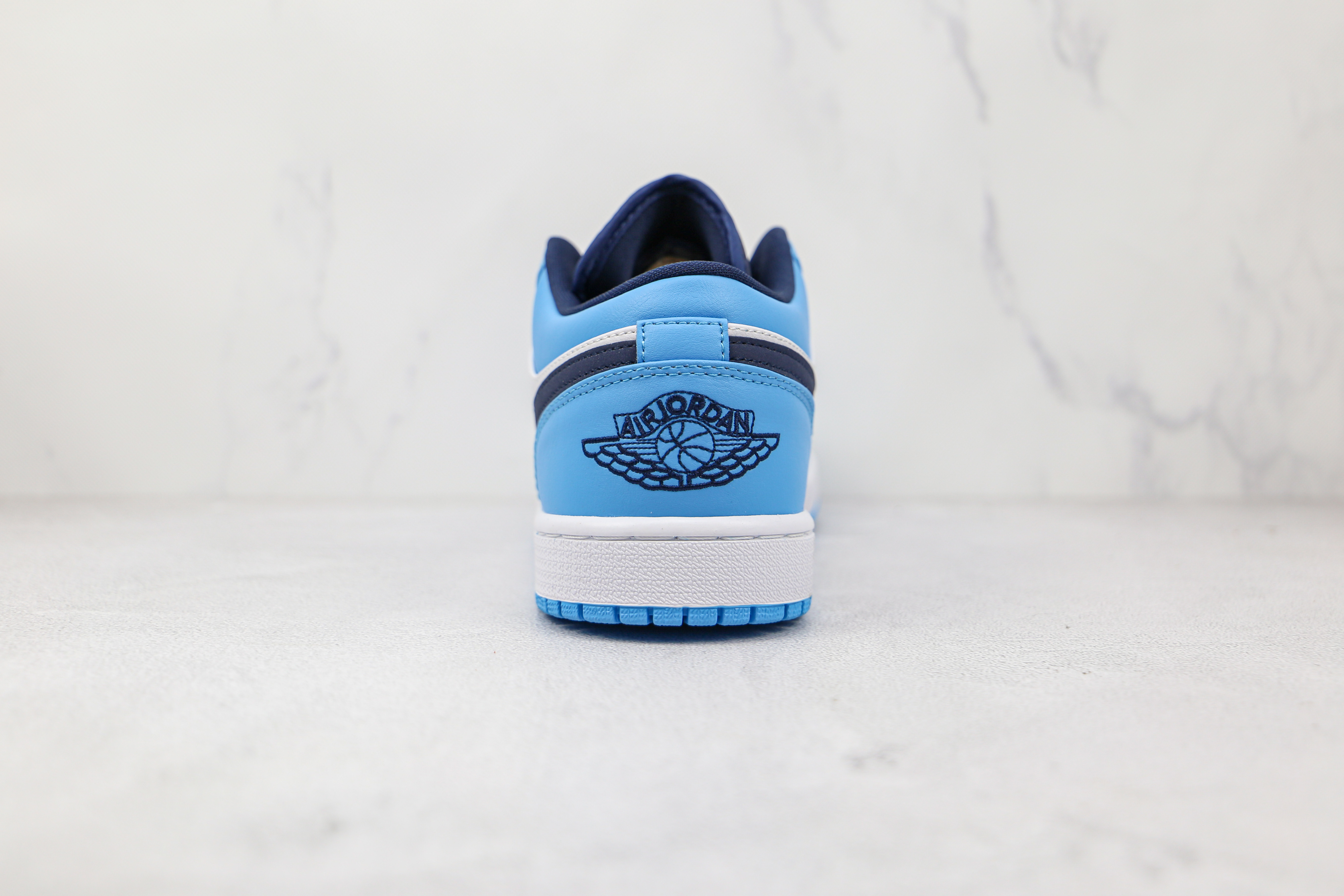 Air Jordan 1 Low UNC
