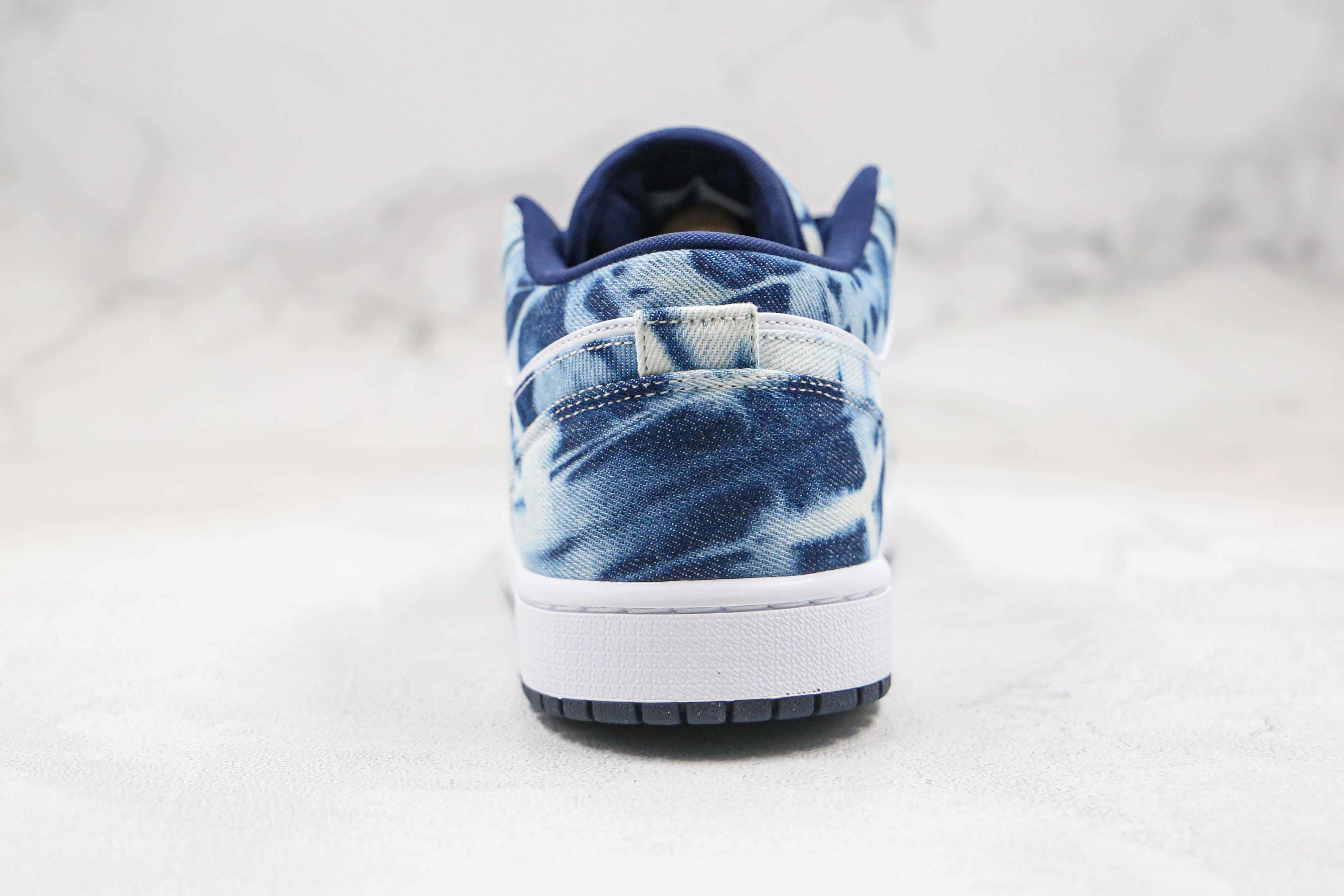 Air Jordan 1 Low“Washed Denim”