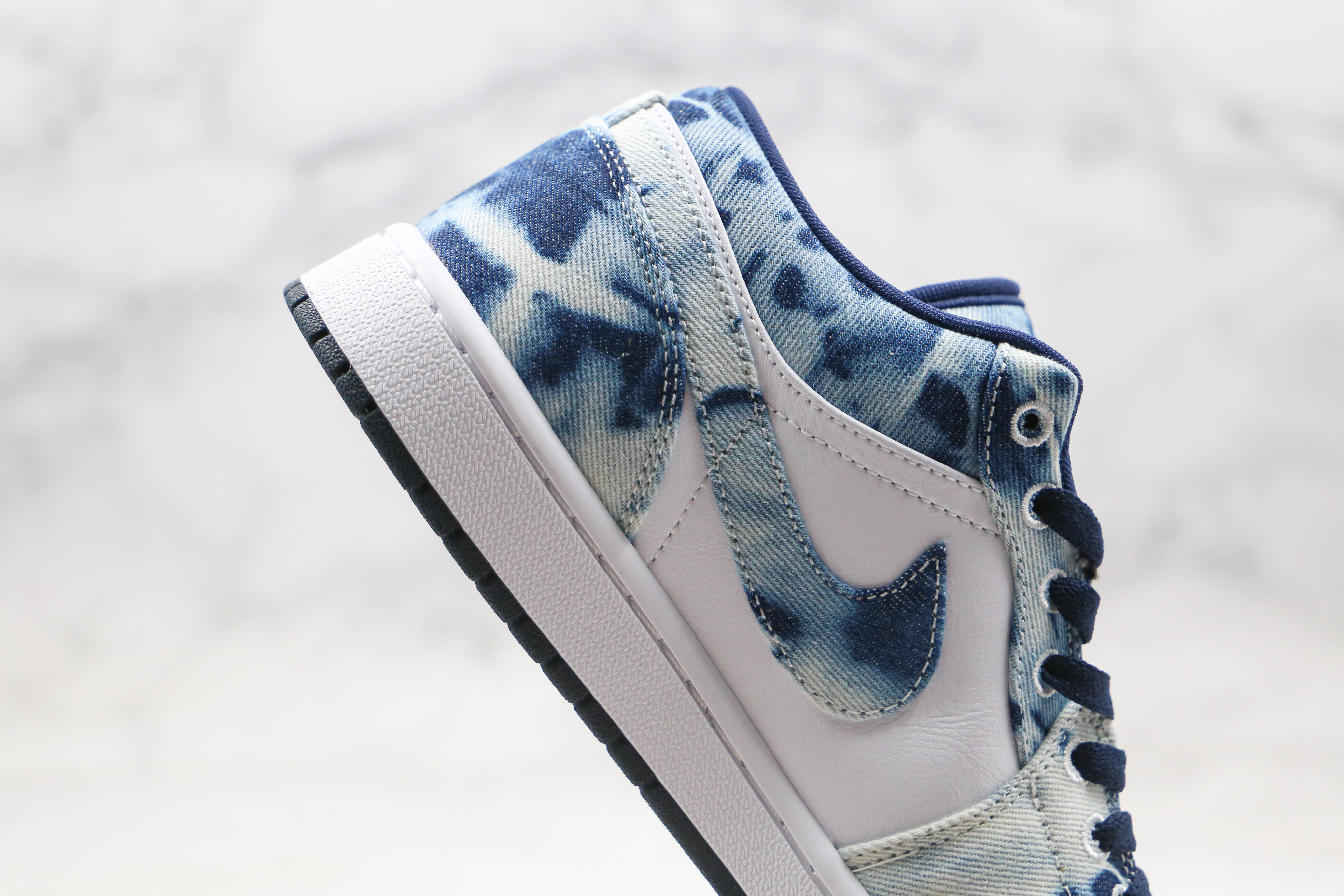Air Jordan 1 Low“Washed Denim”