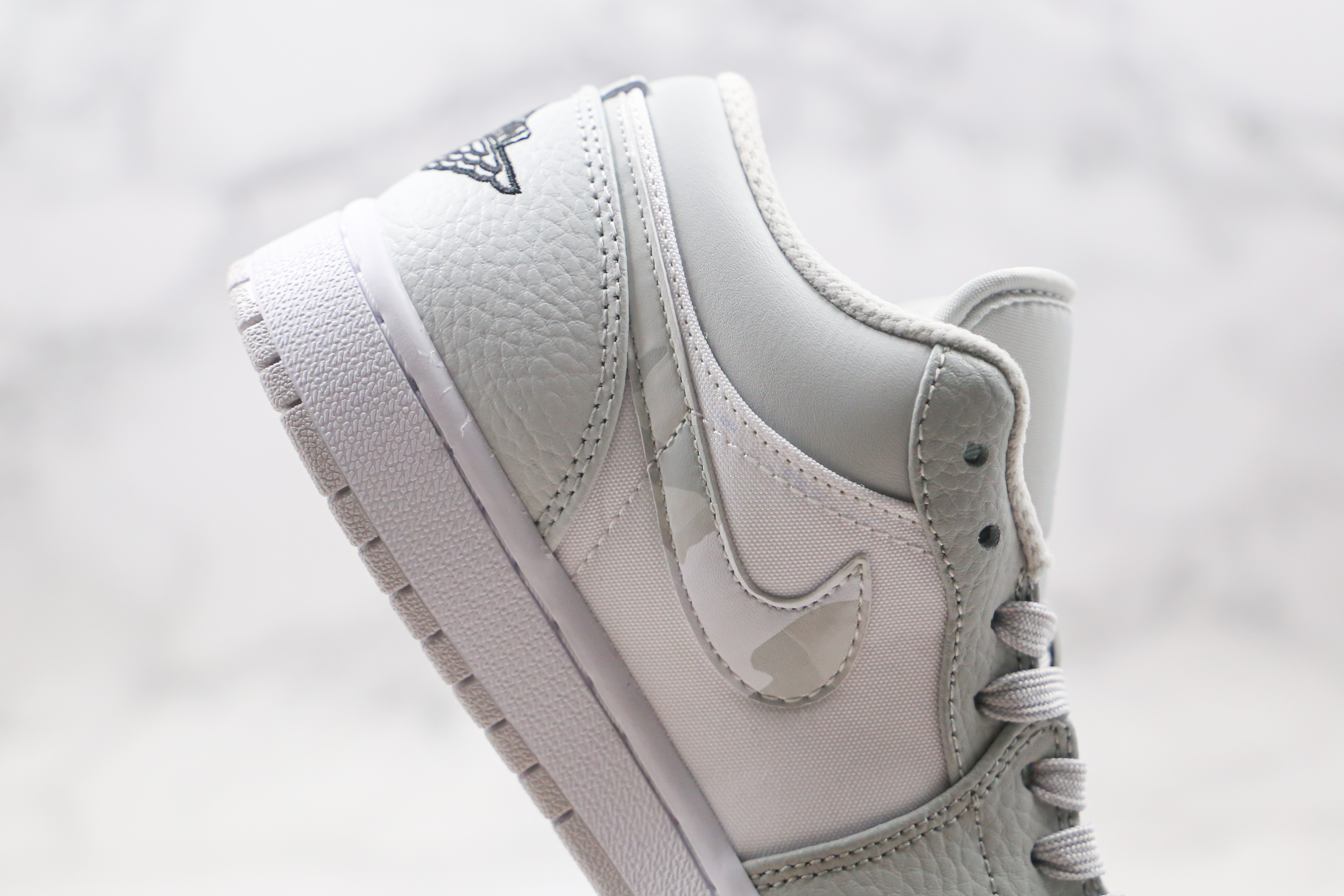 Air Jordan 1 Low White Camo