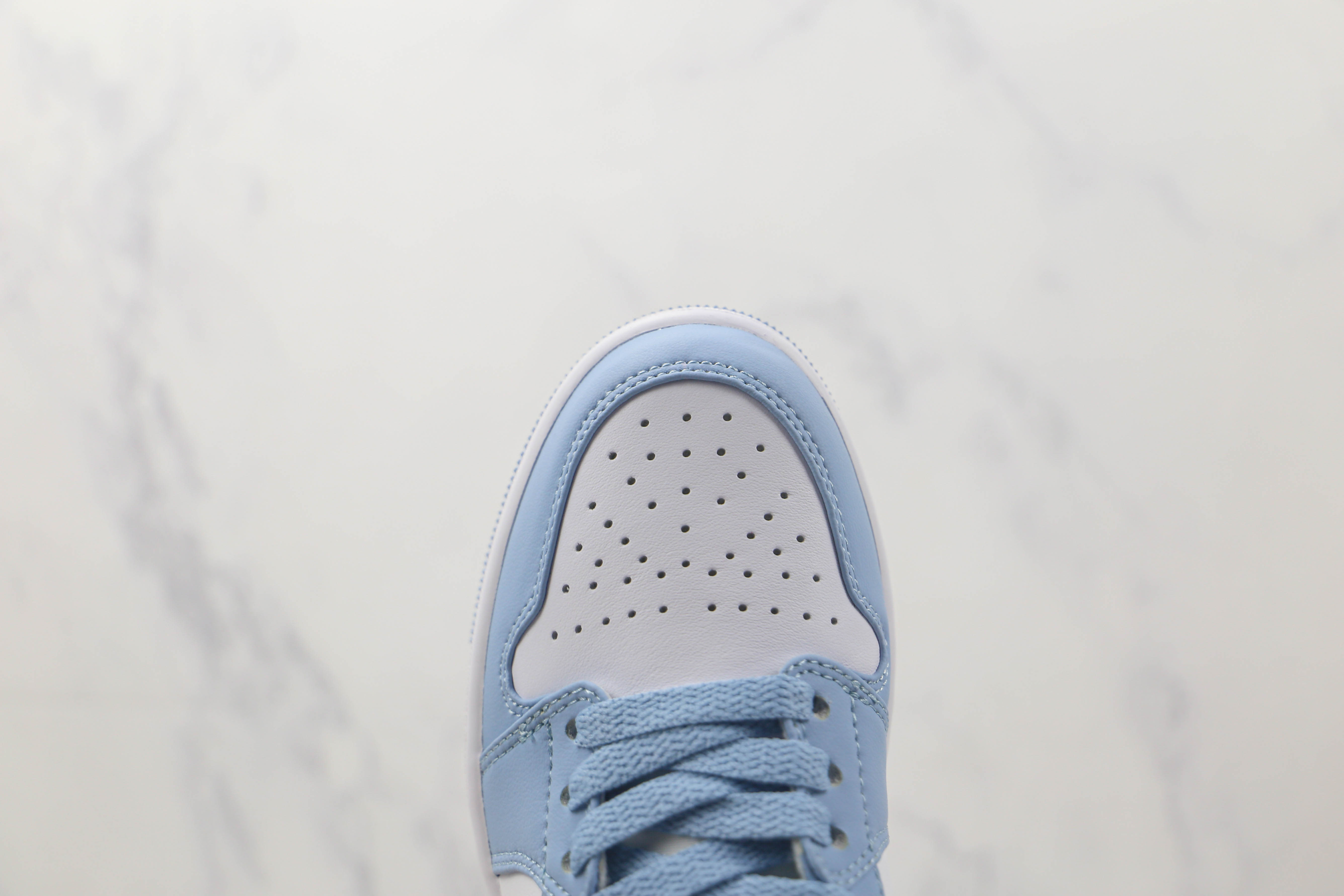 Travis Scott x Air Jordan 1 Low White Blue