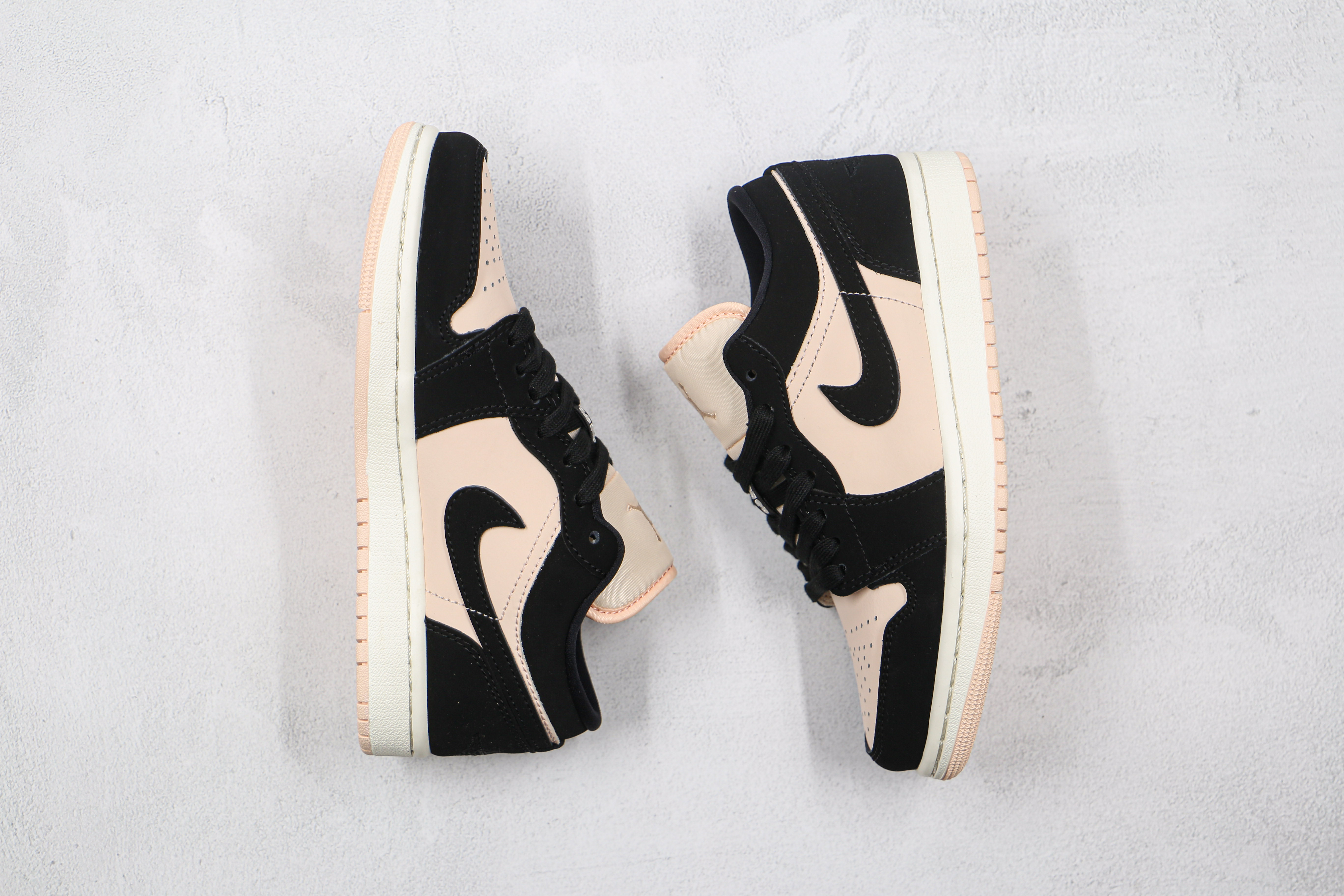 WMNS Air Jordan 1 Low “Black Guava Ice”