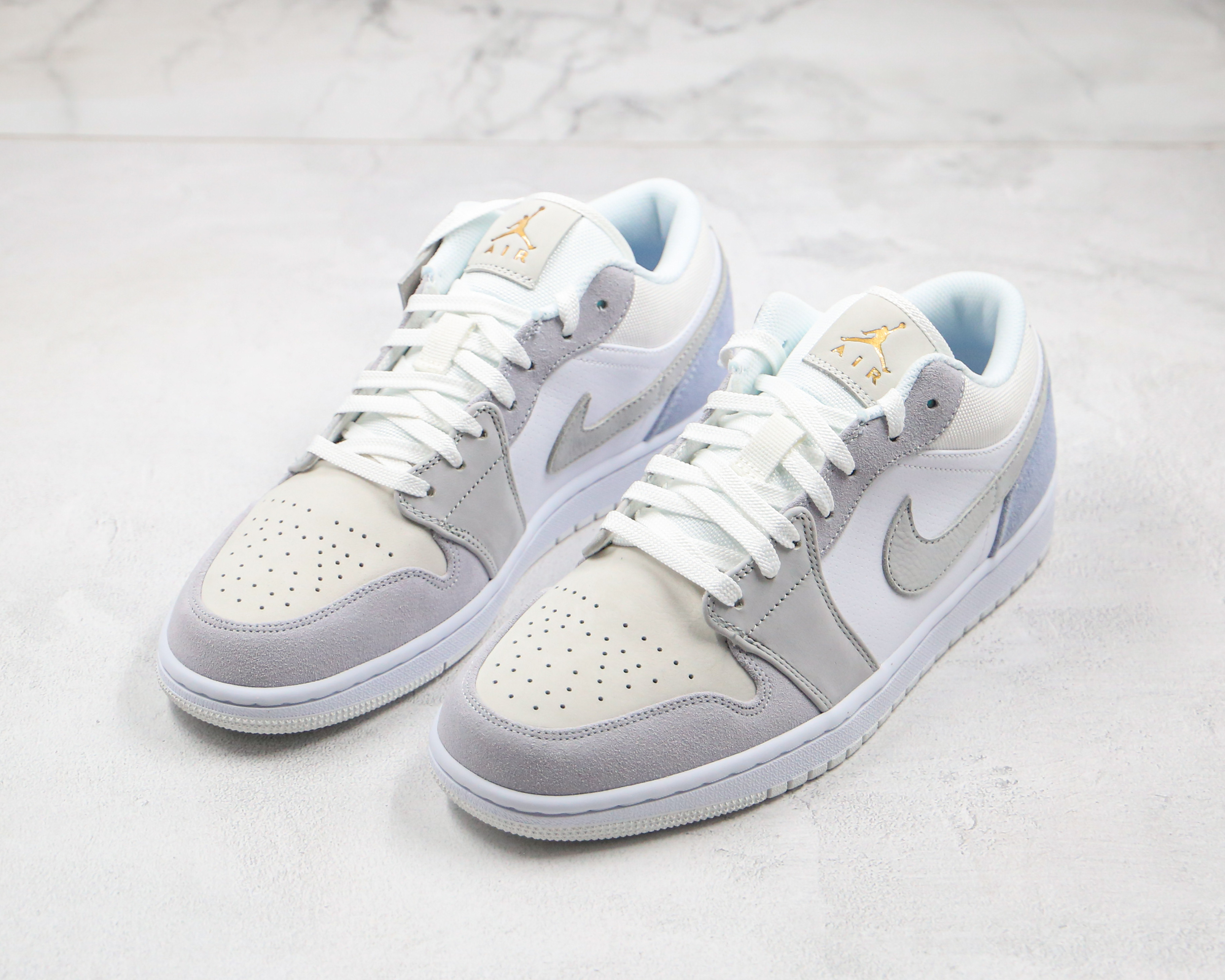 Air Jordan 1 Low “Paris”