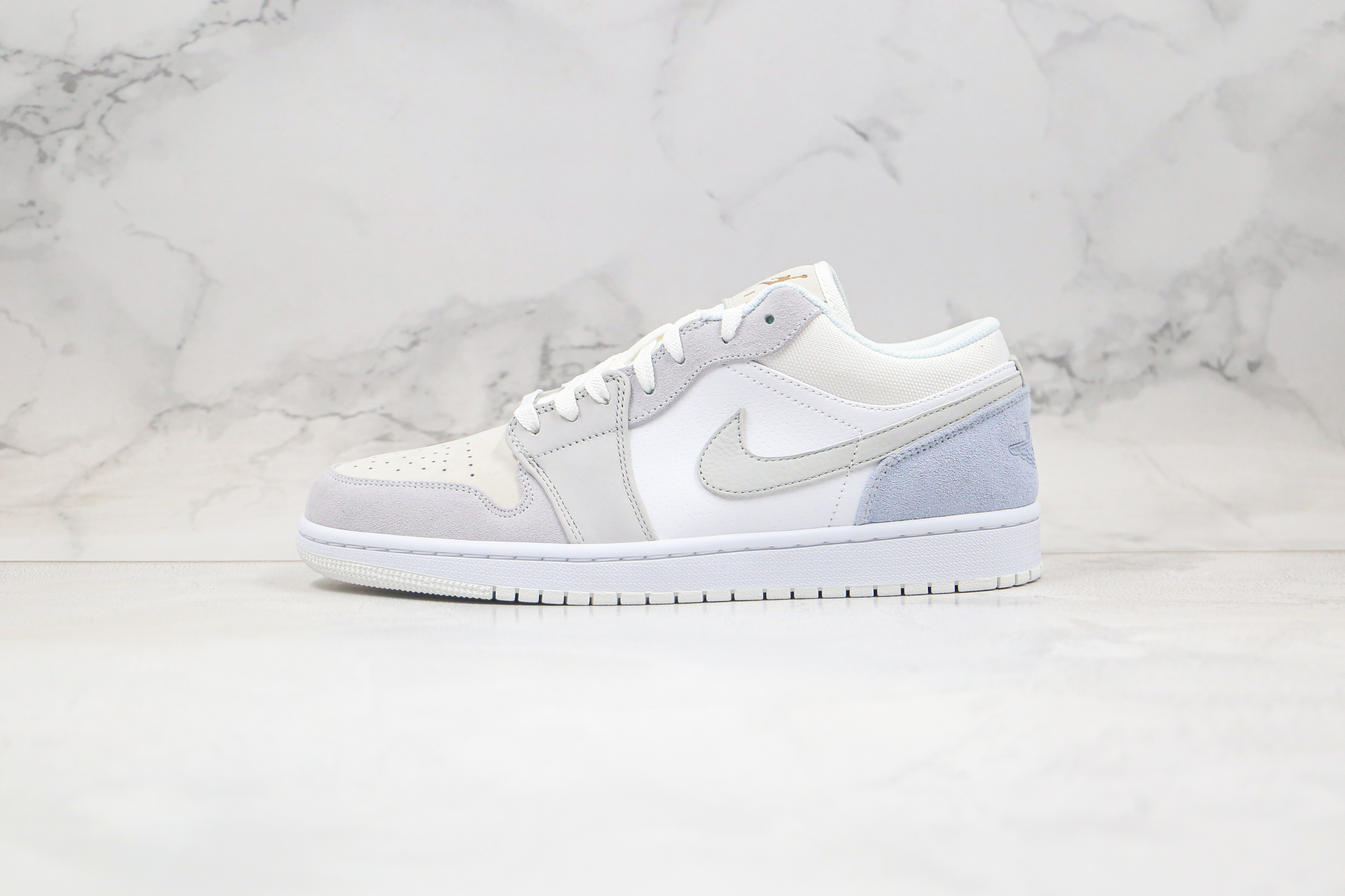 Air Jordan 1 Low “Paris”