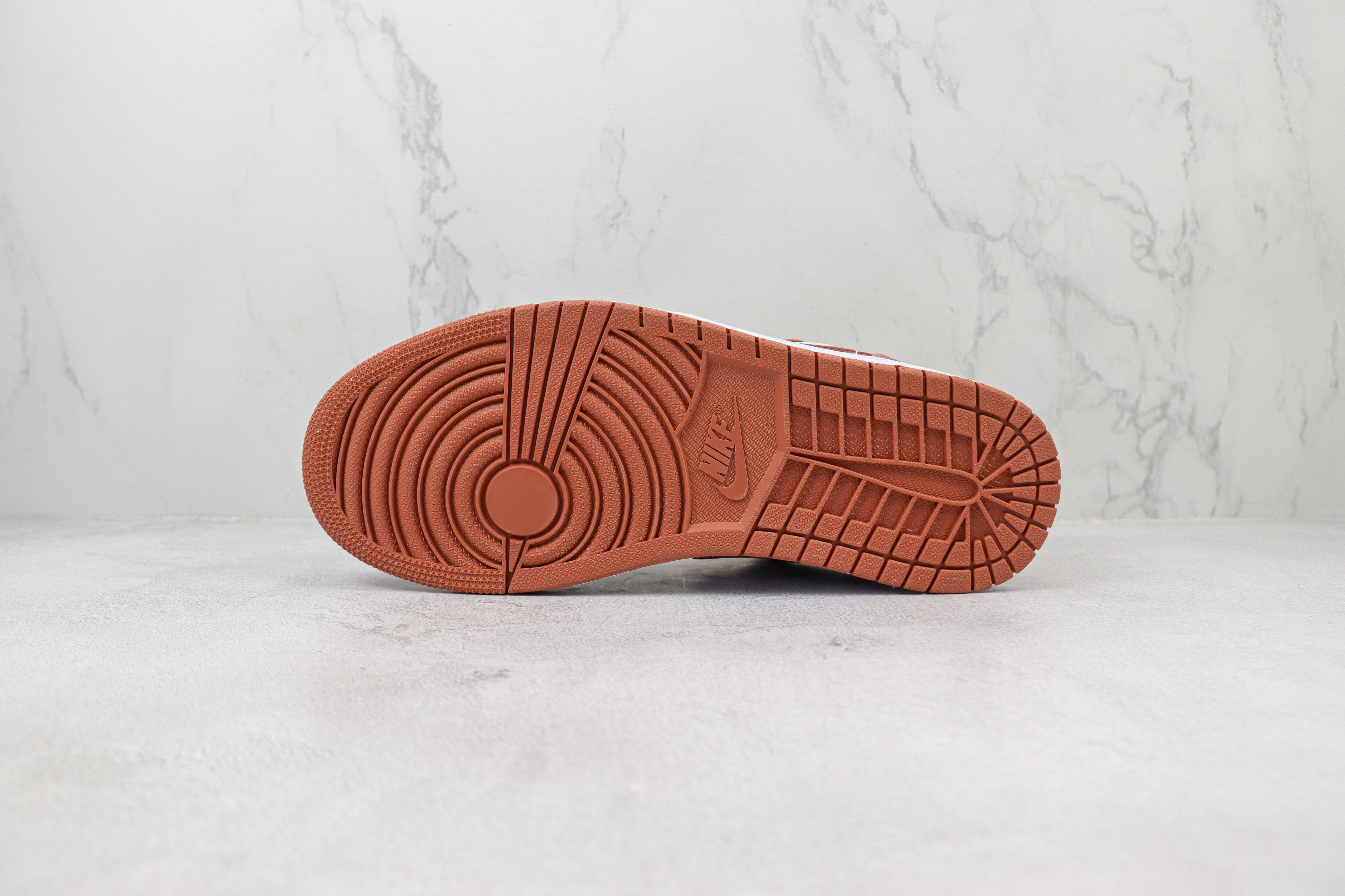 Air Jordan 1 Low "Rose Saumon"