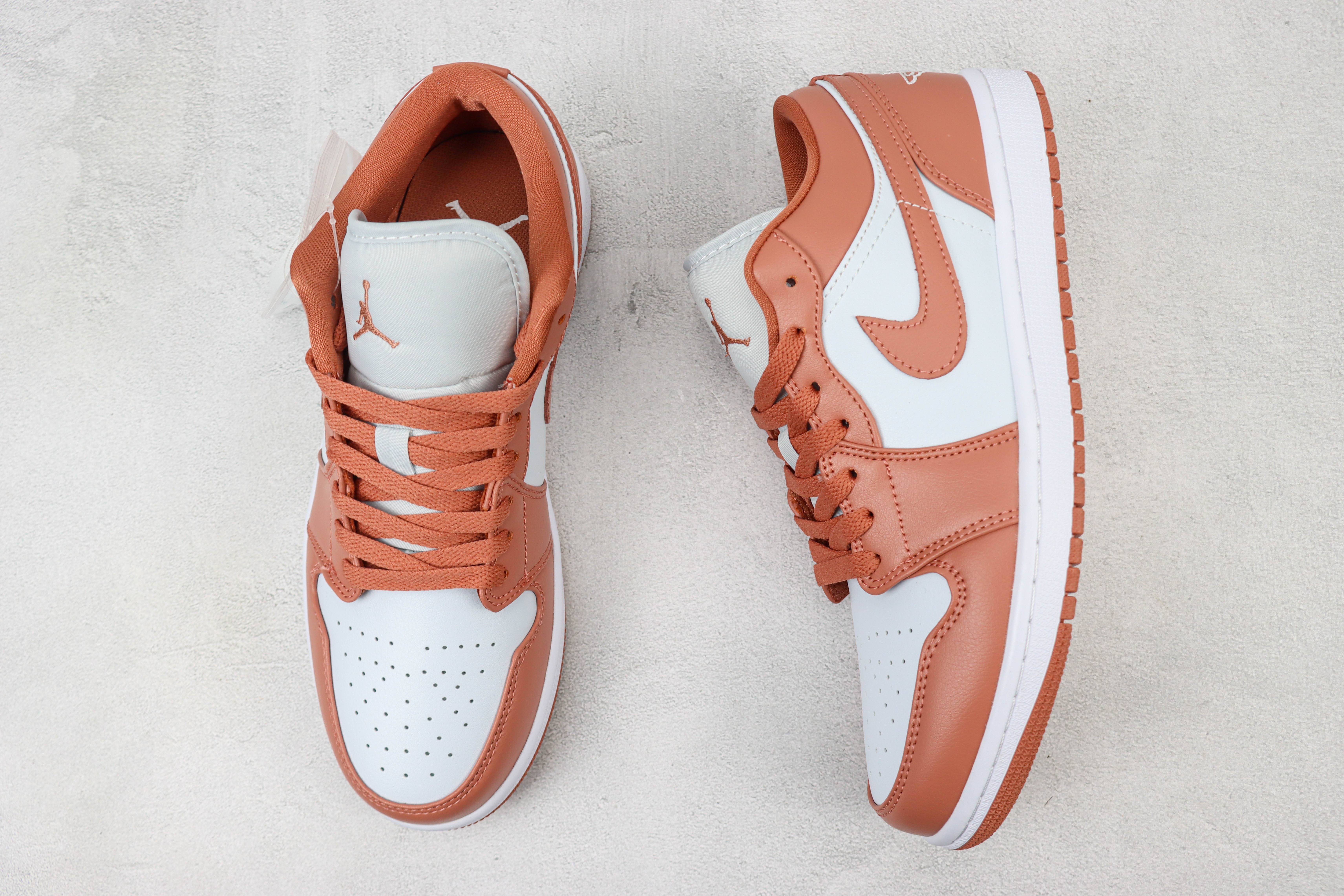 Air Jordan 1 Low "Rose Saumon"