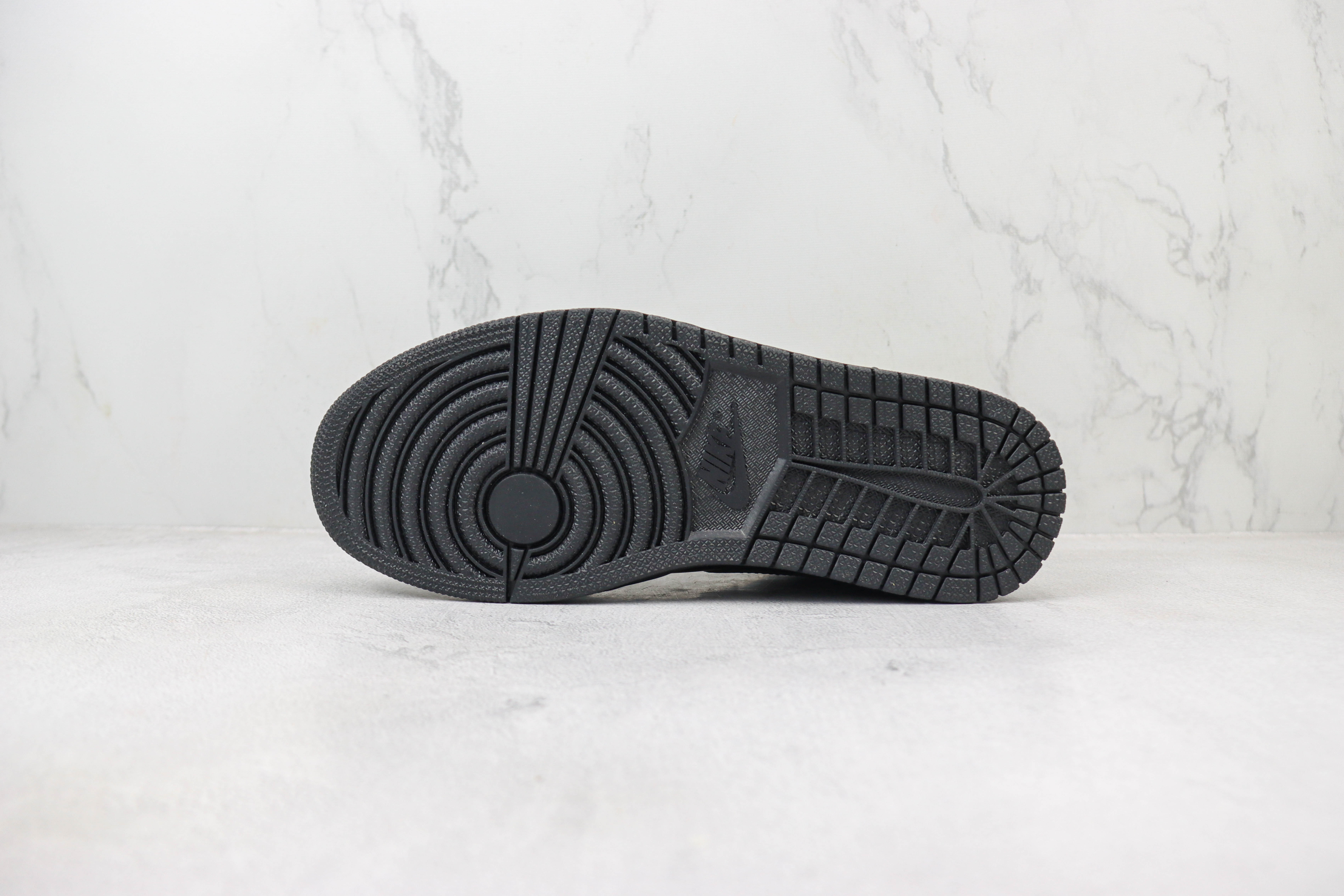 Air Jordan 1 Low “Triple Black”