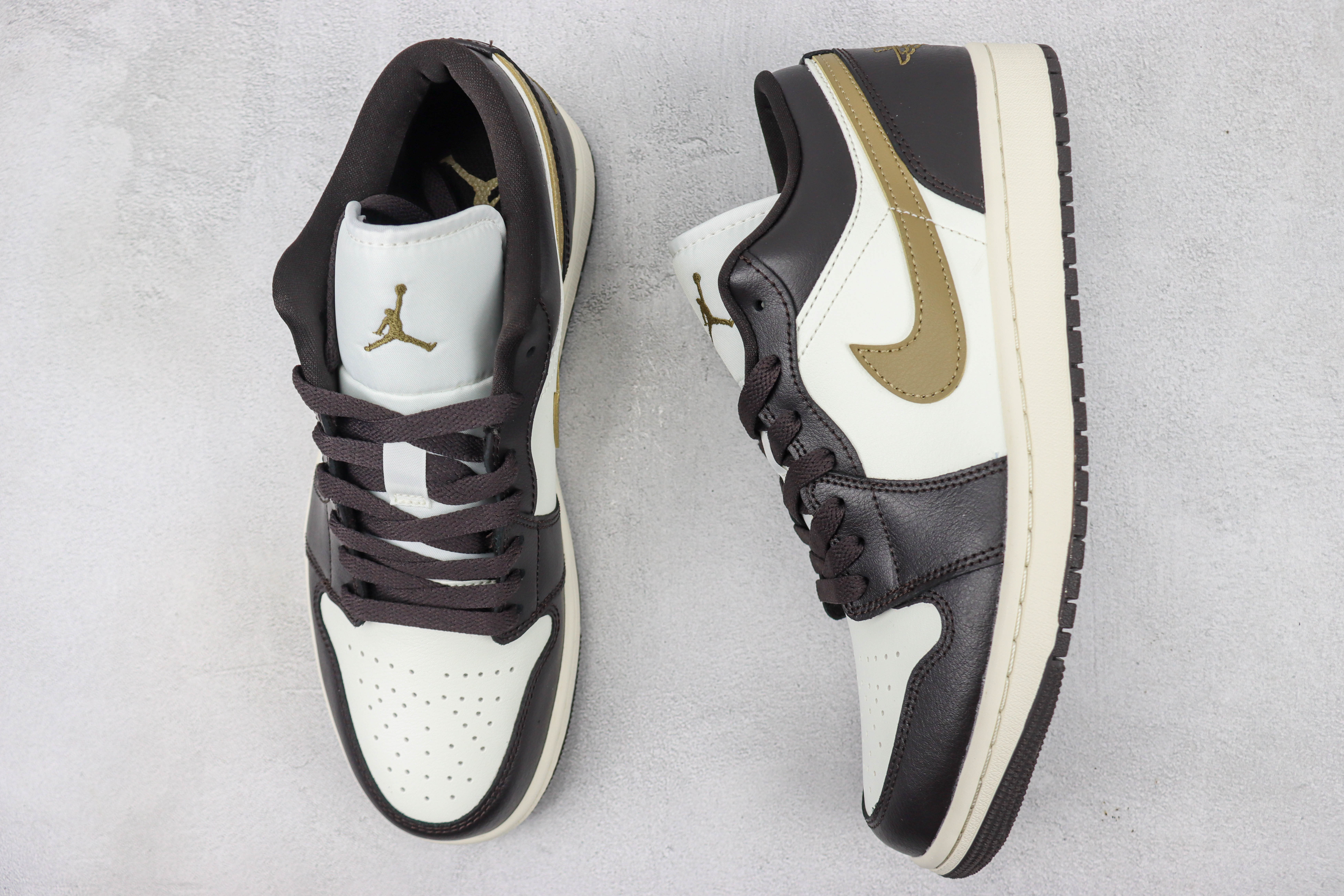 Air Jordan 1 Low Black And White Brown