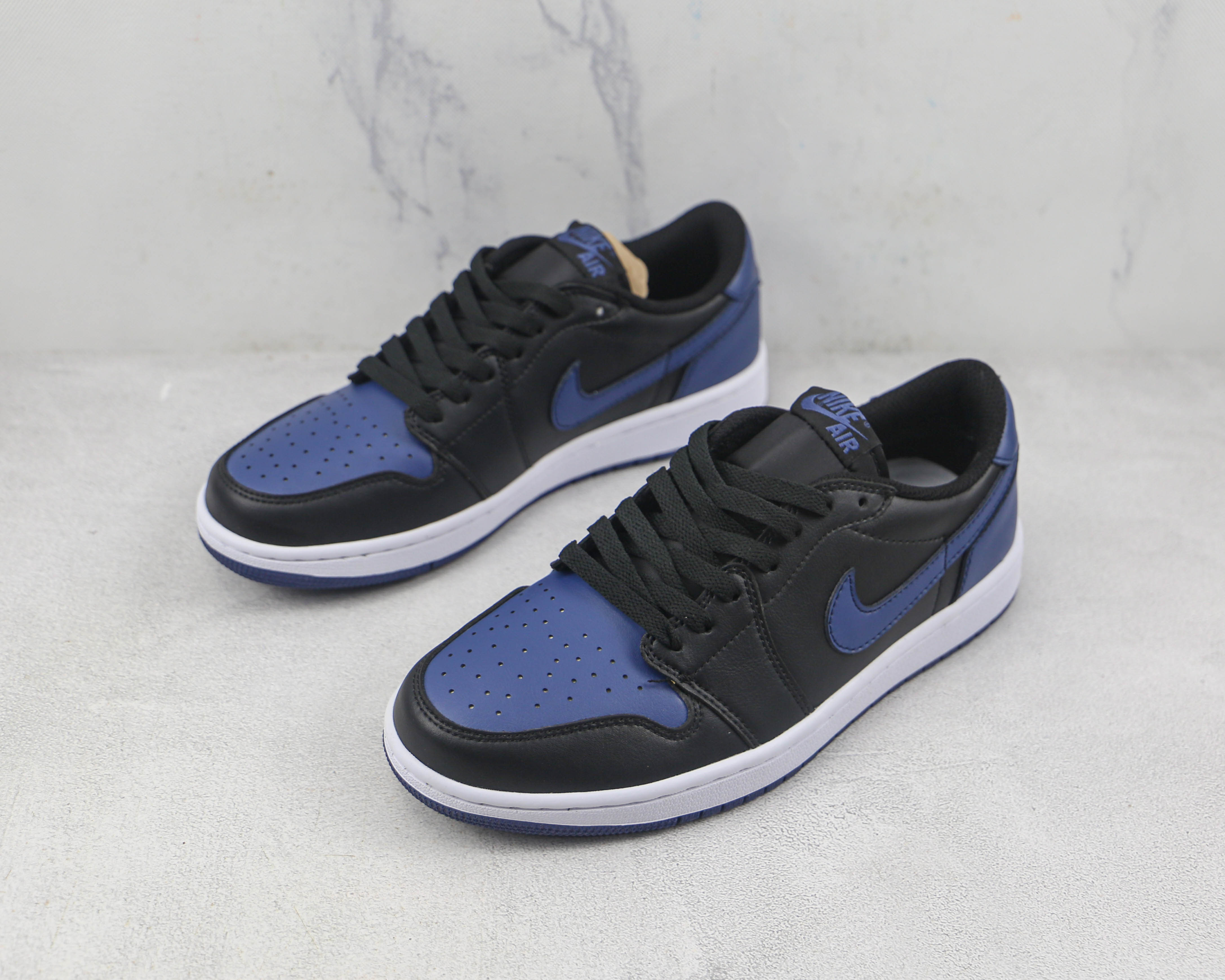 Air Jordan 1 Low Black Blue