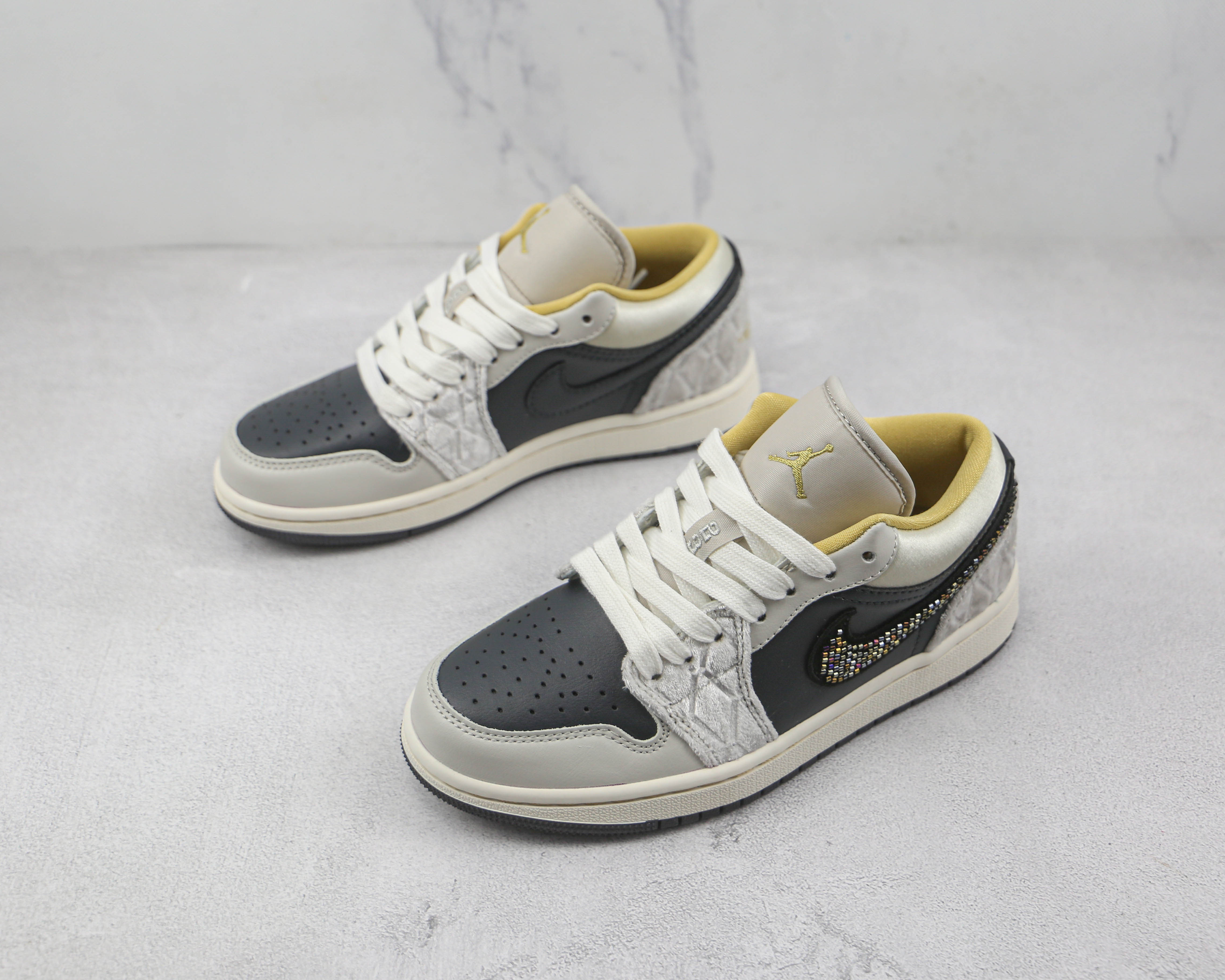 Air Jordan 1 Low Black Grey Silk