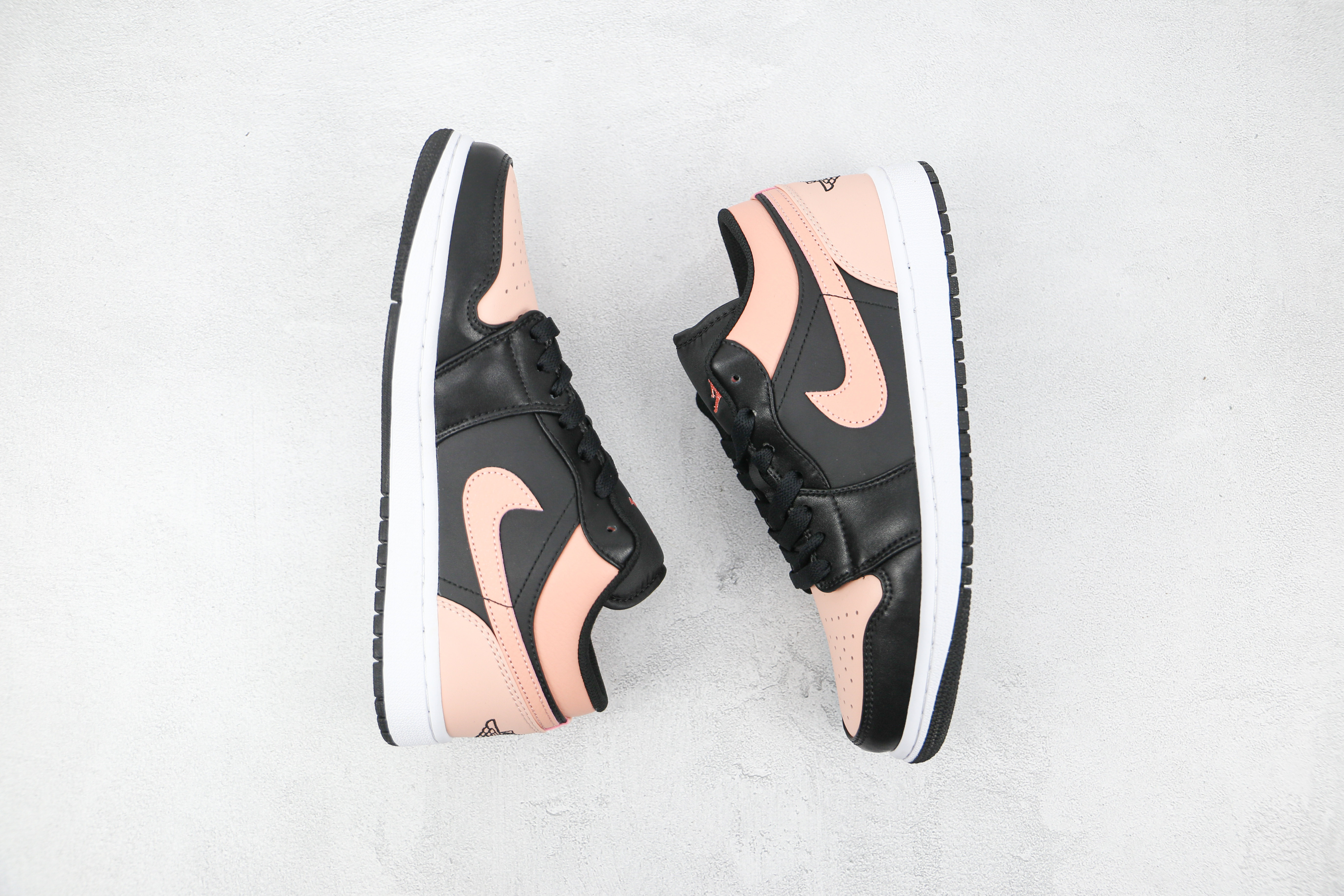 Air Jordan 1 Low Crimson Tint